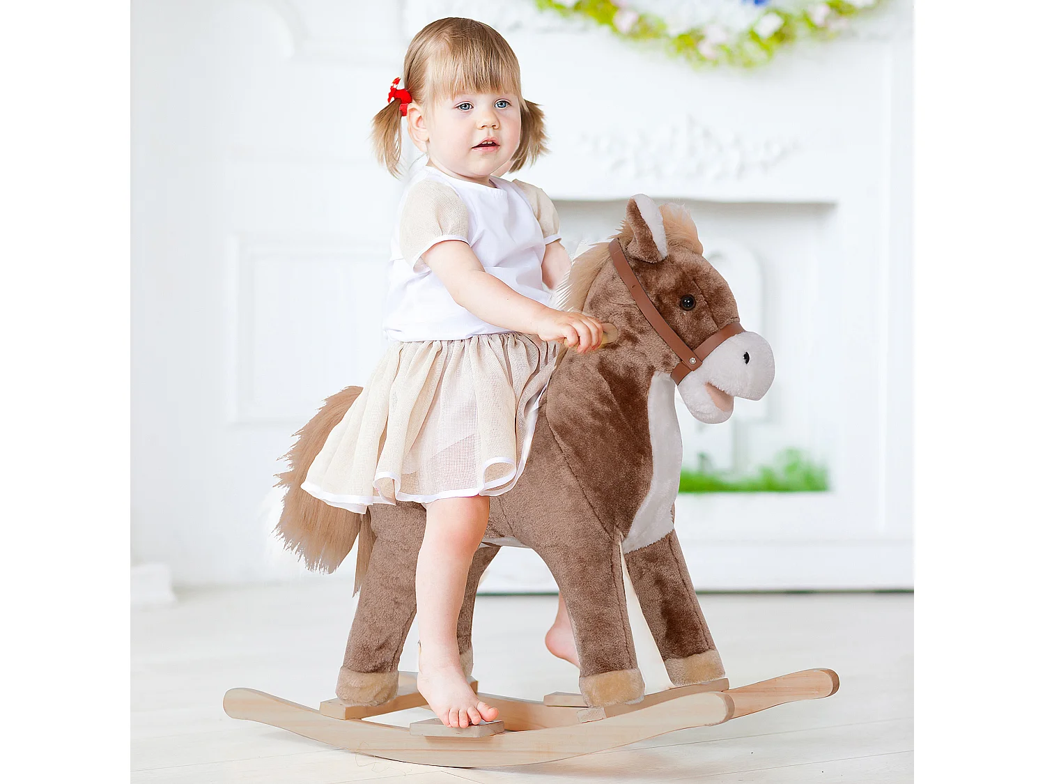 Cheval à bascule cheval de cowboy selle grand confort peluche courte douce bois peuplier marron