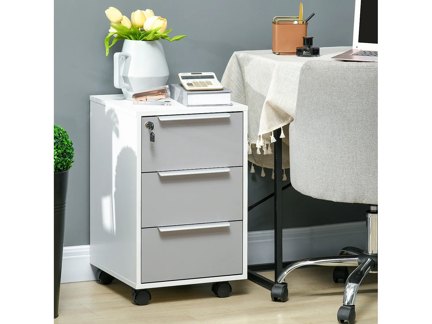Caisson de bureau rangement bureau sur roulettes 3 tiroirs verrouillables 2 clés fournies panneaux gris blanc