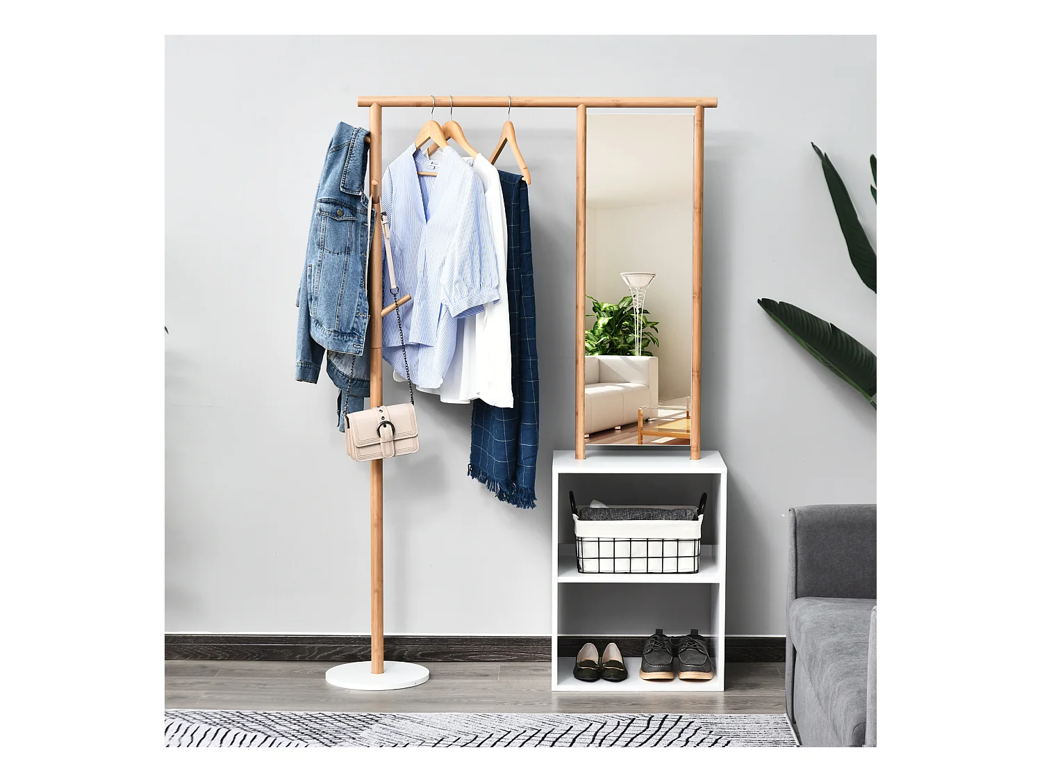 HOMCOM Porte-manteaux meuble d'entrée vestiaire penderie avec miroir 4 patères 2 niches dim. 100L x 34l x 164H cm MDF blanc bois massif bambou