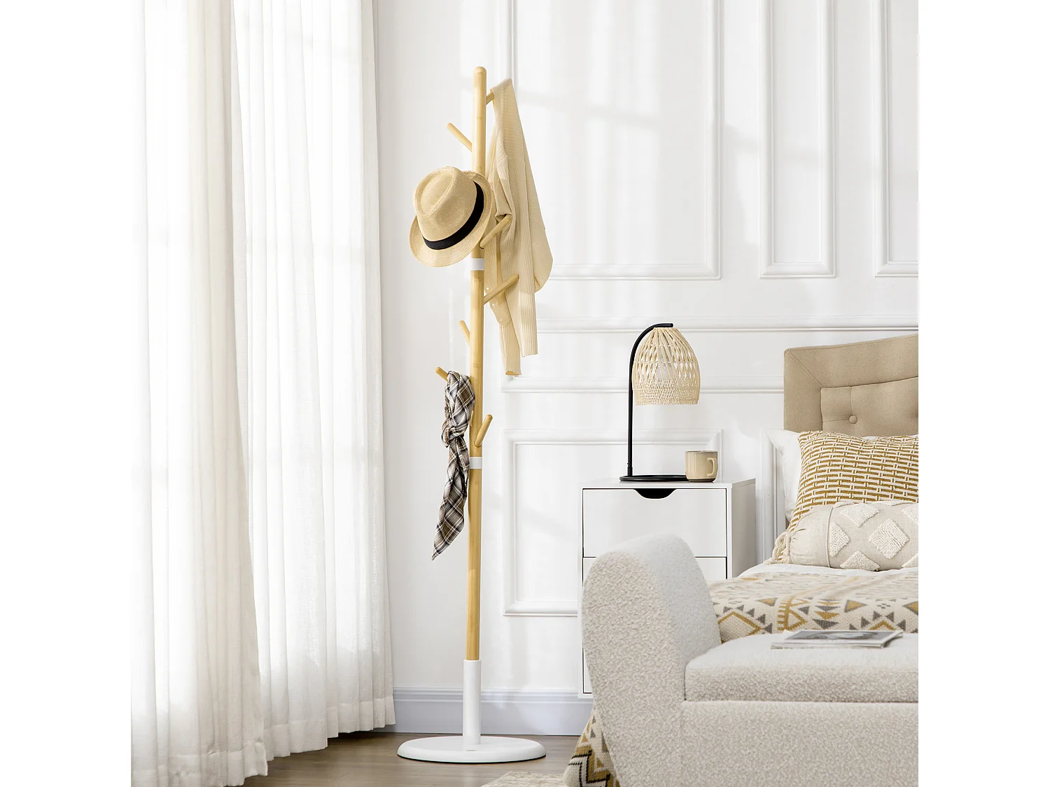 Porte-manteau design scandinave branches 8 patères Ø 37,8 x 175,6H cm piètement métal blanc bois bambou verni