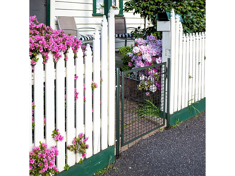 Portillon grillagé dim. 97L x 150H cm - gâche réversible, serrure encastrée, 3 clés - acier vert