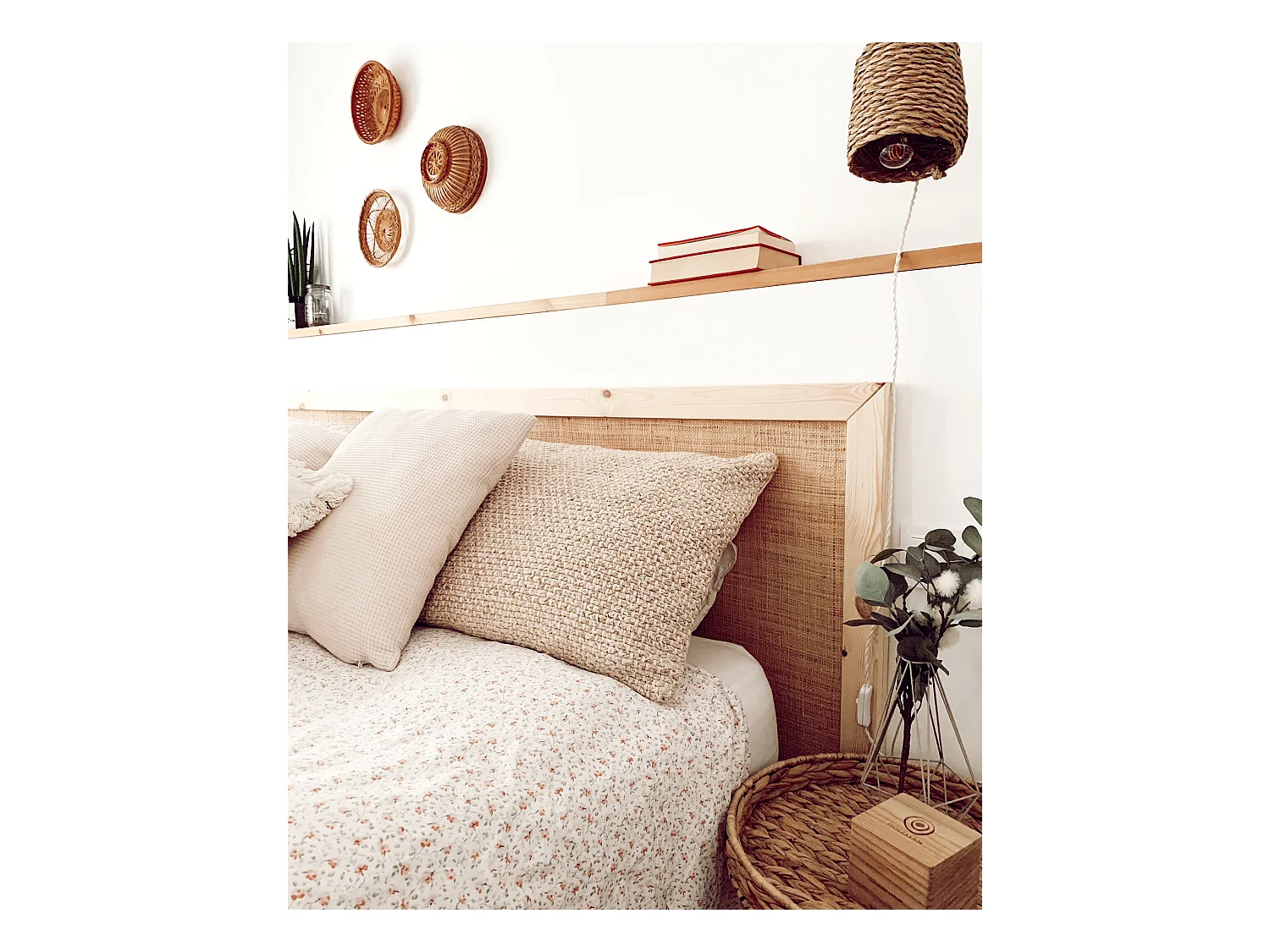 Testiera del letto in legno massello e rafia in tono naturale 200x60cm - ELLEN RAFIA - DECOWOOD