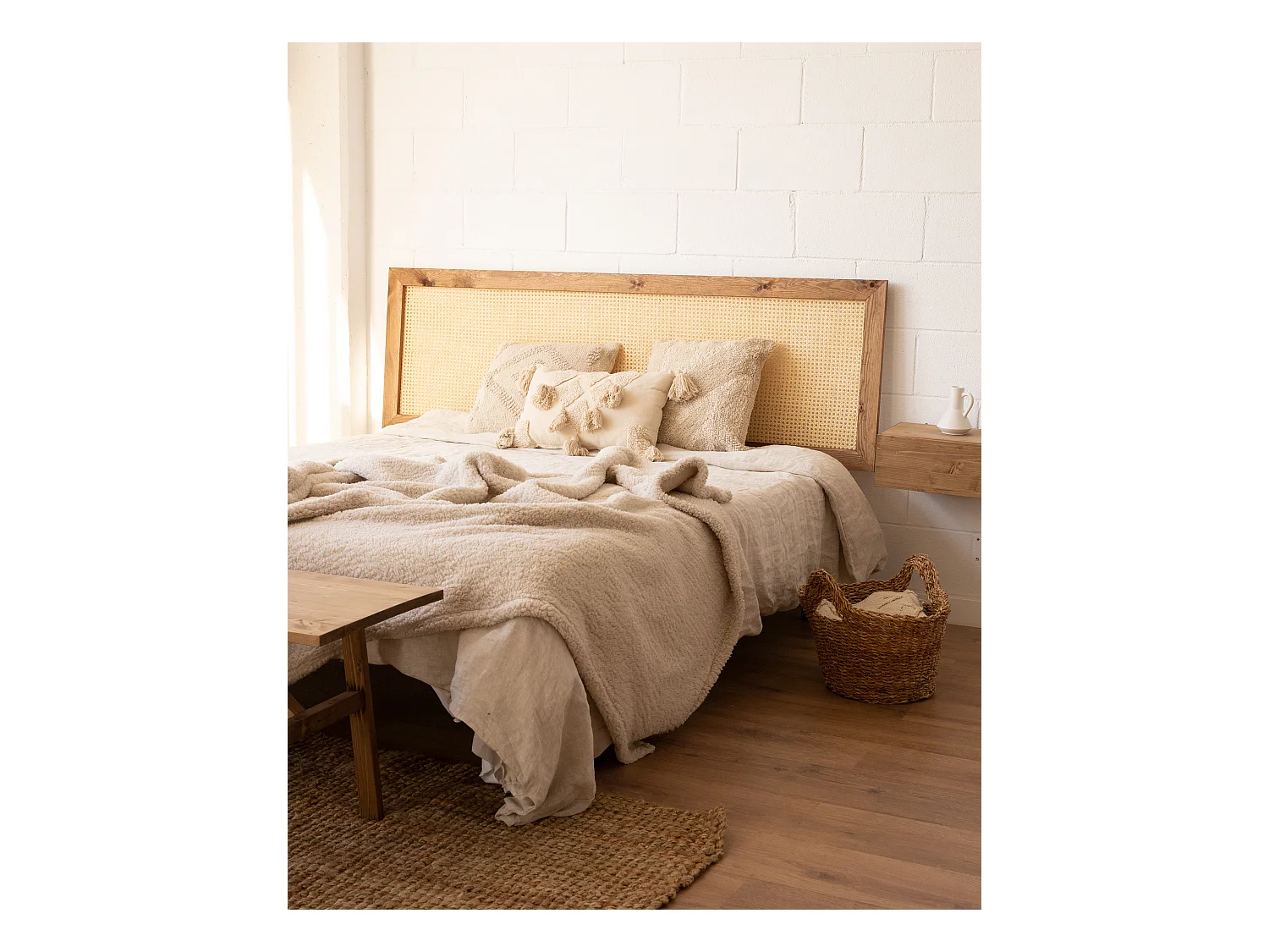 Cabecero de cama de madera maciza y cannage en tono roble oscuro de 100x60cm - ELLEN CANNAGE - DECOWOOD