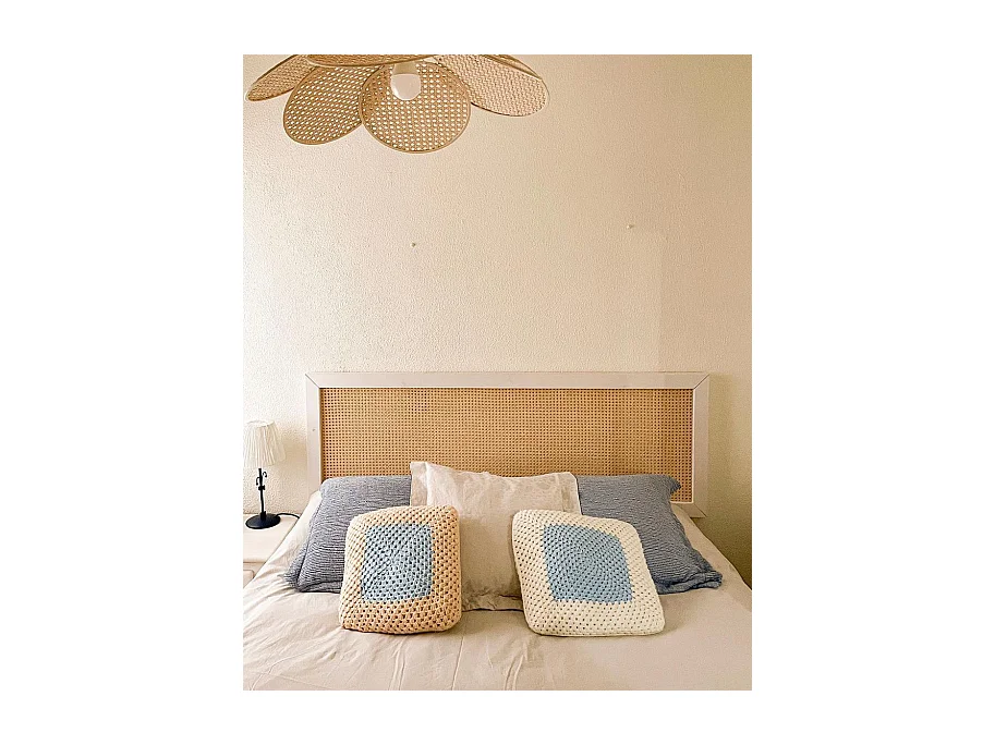 Cabecero de cama de madera maciza y cannage en tono blanco de 200x60cm - ELLEN CANNAGE - DECOWOOD