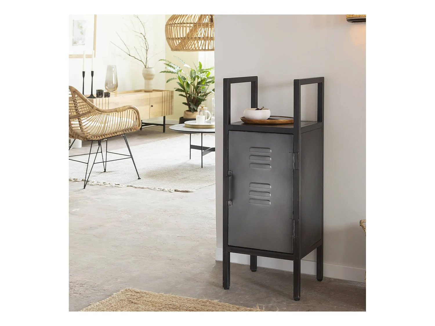 Petite colonne en métal noir Abel