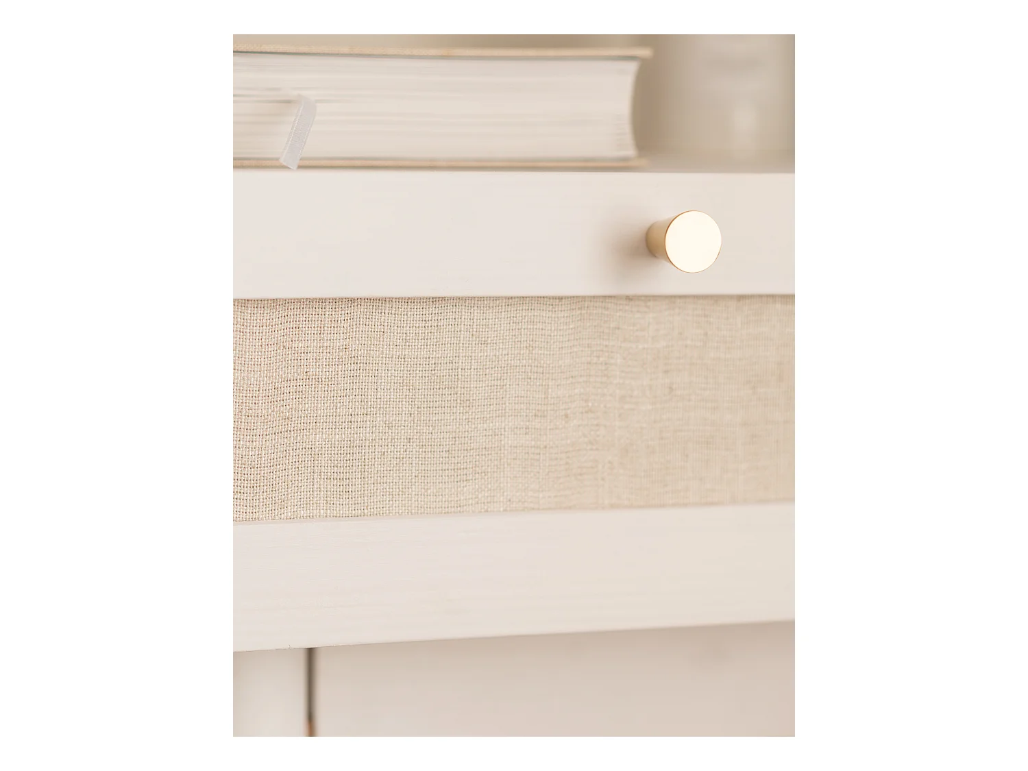 Mesita de noche de madera de abeto maciza y lino Decowood con cajón en color blanco de 40x45cm - LINEN - DECOWOOD