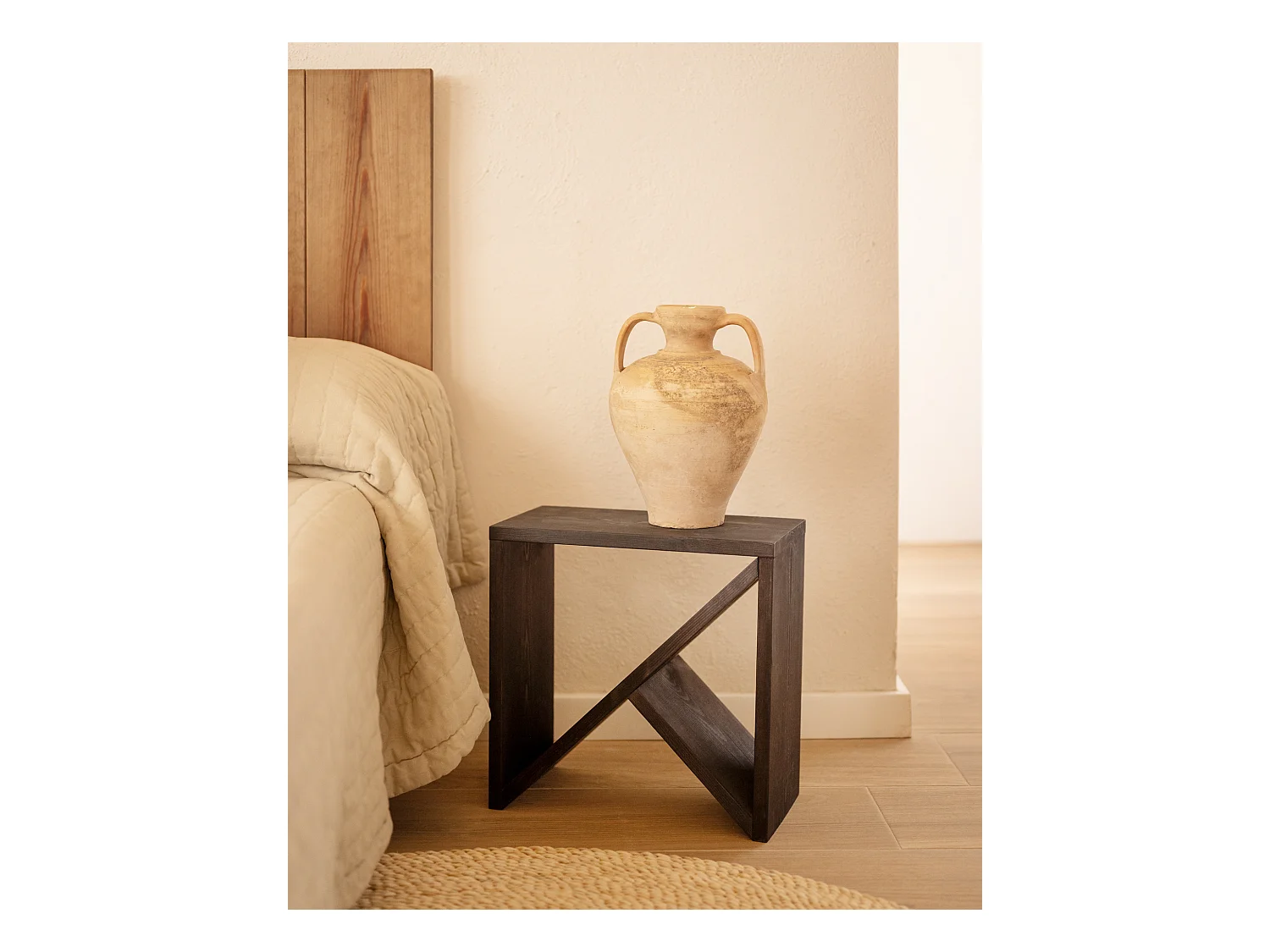 Comodino o ausiliario in legno massello in tono nero 50x50cm - STOKE - DECOWOOD