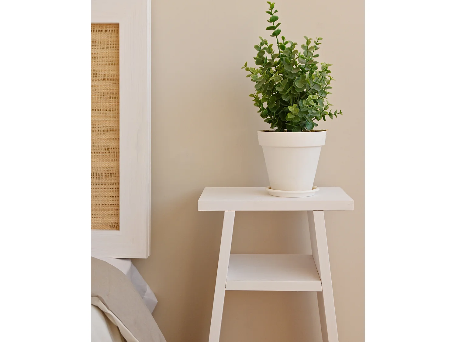 Mesita de noche de madera maciza en tono blanco 20x60cm - ARITZ - DECOWOOD