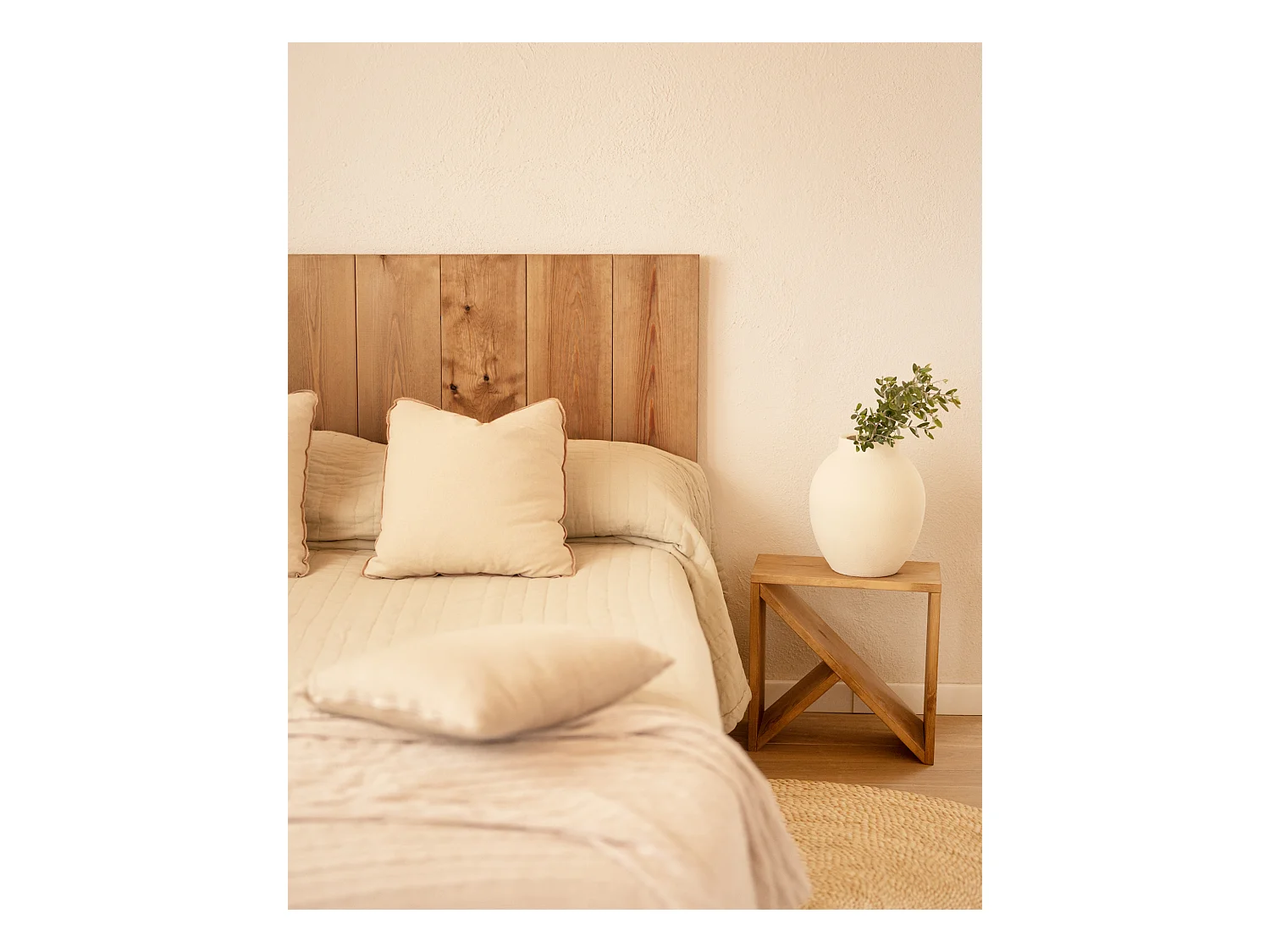 Comodino o ausiliario in legno massello in tono marrone 50x50cm - STOKE - DECOWOOD