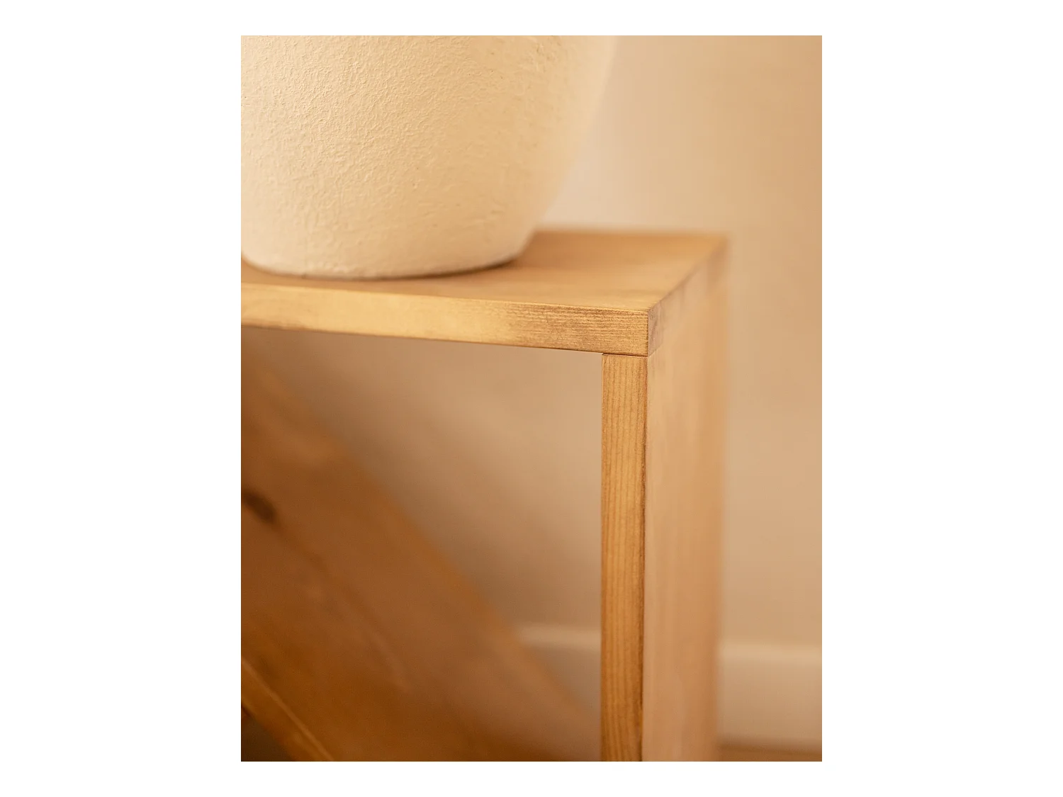 Comodino o ausiliario in legno massello in tono marrone 50x50cm - STOKE - DECOWOOD