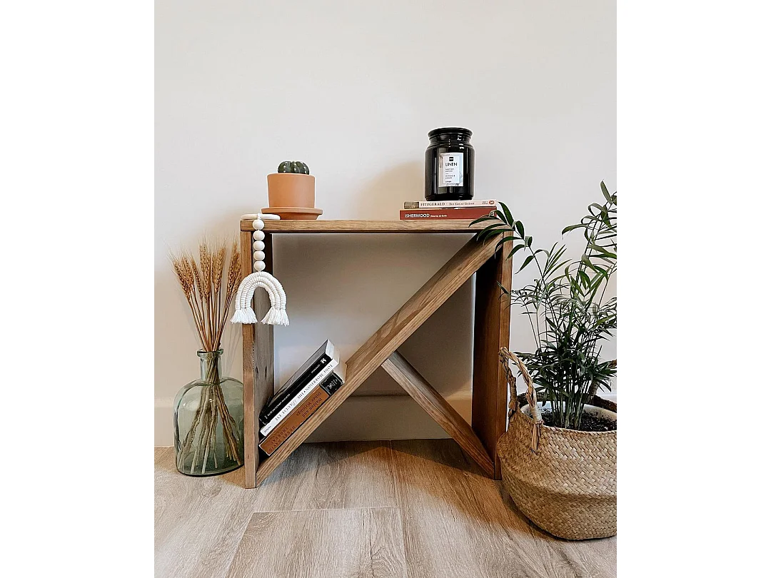 Table d'appoint en bois de pin vieilli 50x50cm - STOKE - DECOWOOD
