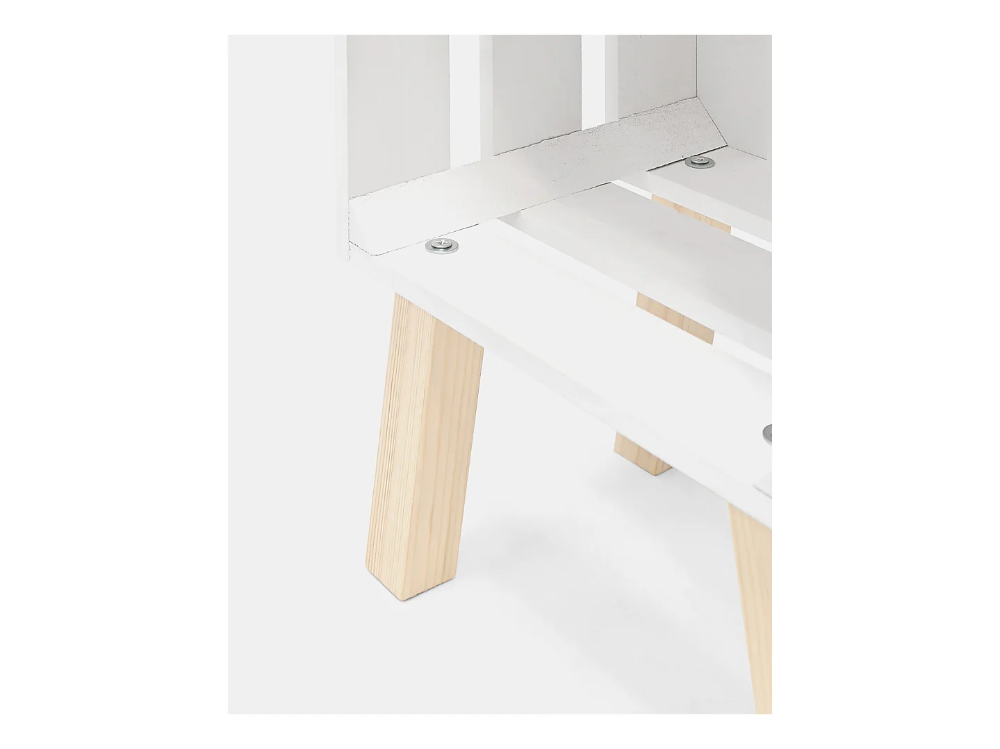 Comodino verticale in legno massello in tono bianco 25,5x66cm - BOX - DECOWOOD
