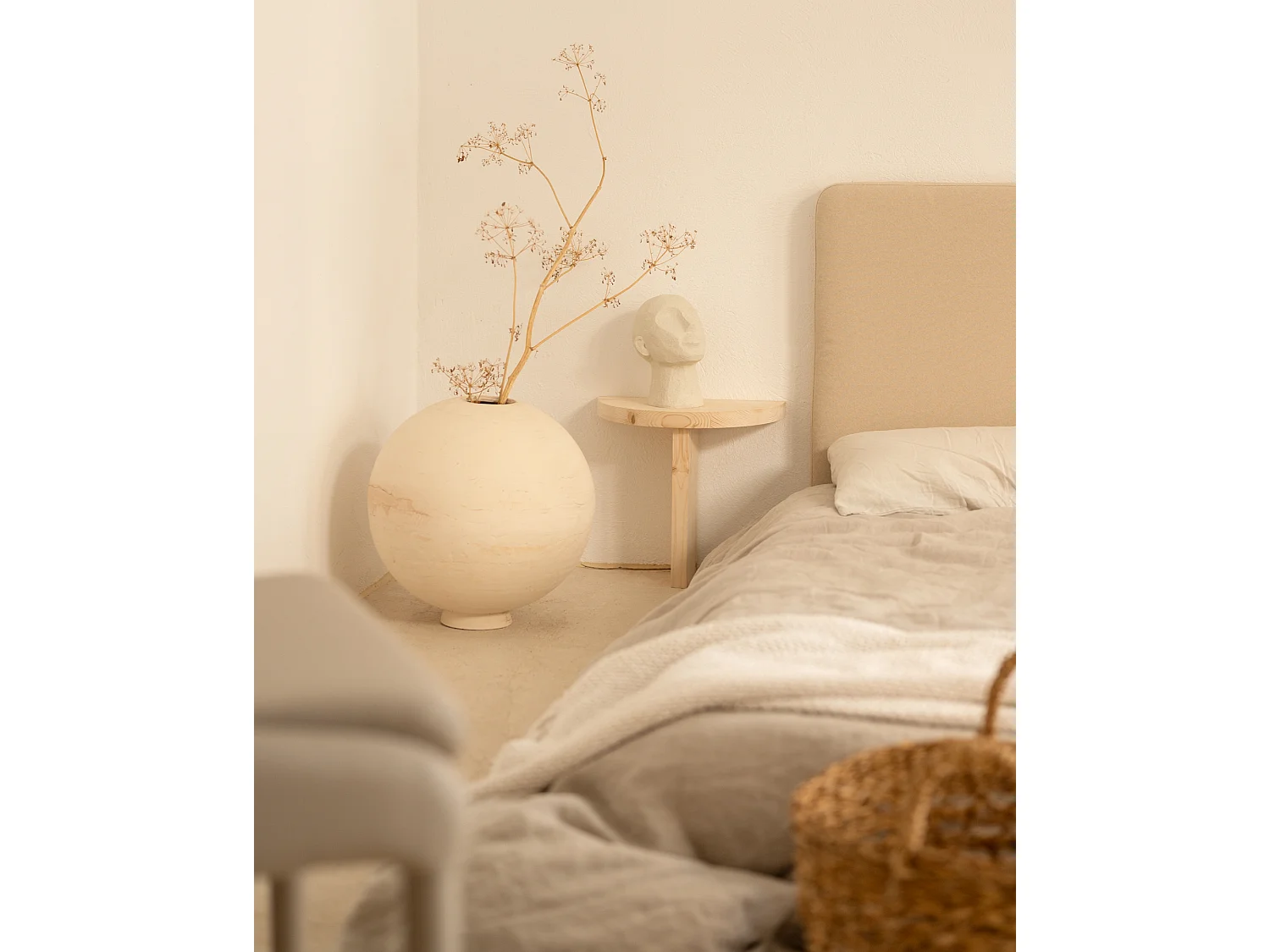 Table de chevet flottante en bois de sapin naturel 27x40cm - TOKYO - DECOWOOD