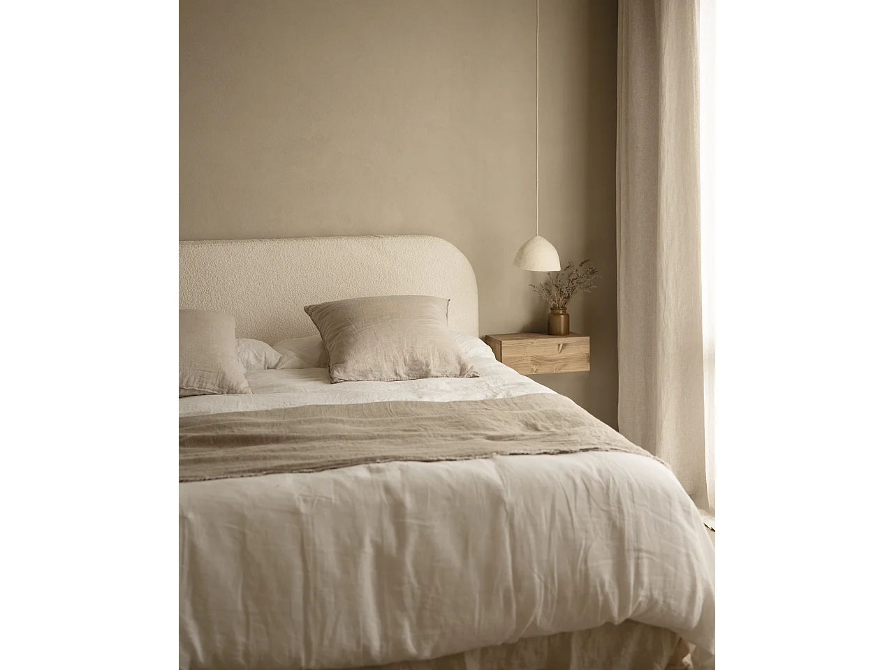 Comodino 1 cassetto in legno massello in tono marrone 40x15x25cm - INGRID - DECOWOOD