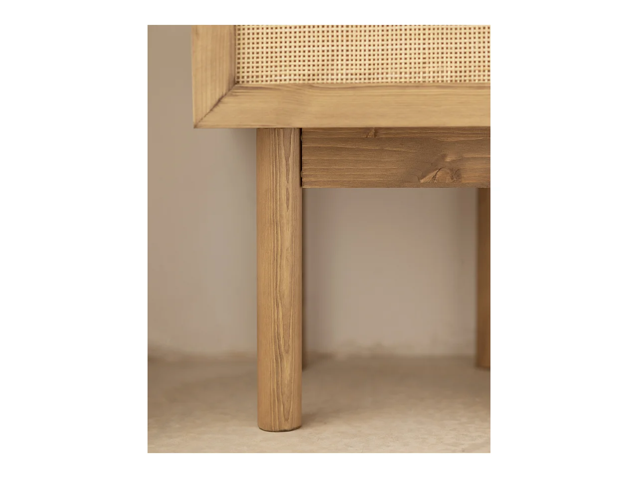 Comodino 1 cassetto in legno massello in tono rovere scuro 40x45cm - FRIDA - DECOWOOD