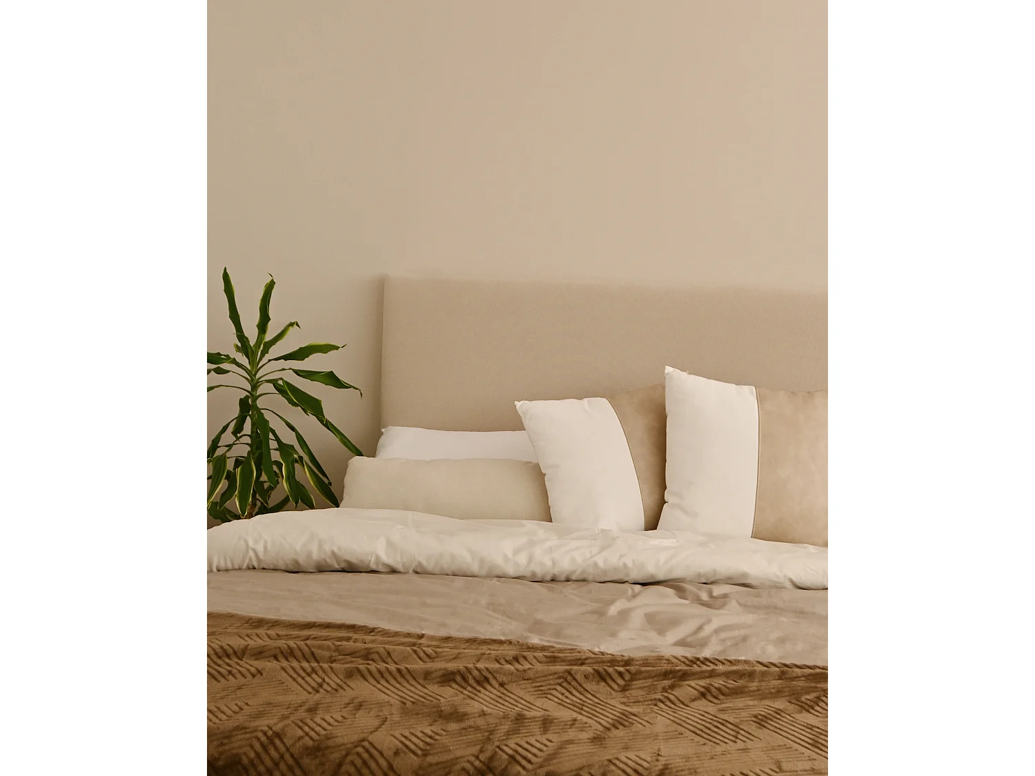 Cabecero de cama tapizado de algodón en color beige de 200x80cm - OLIVIA - DECOWOOD