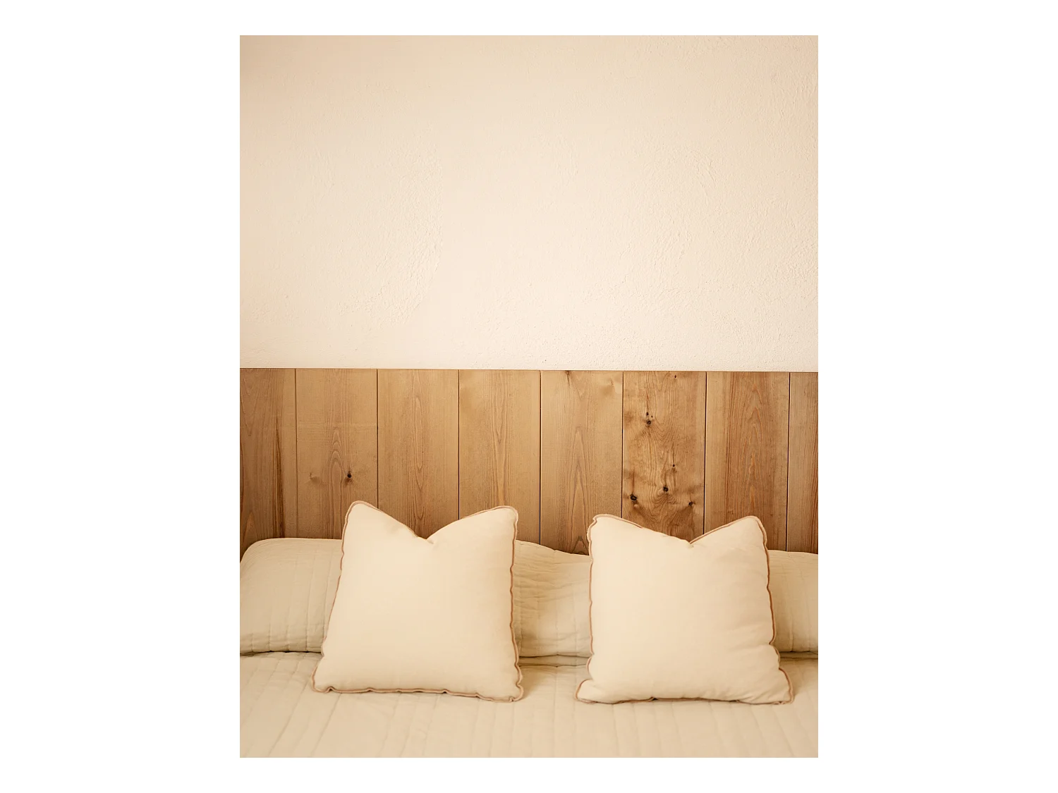 Testata del letto in legno in tono marrone 200x80cm - FLANDES - DECOWOOD