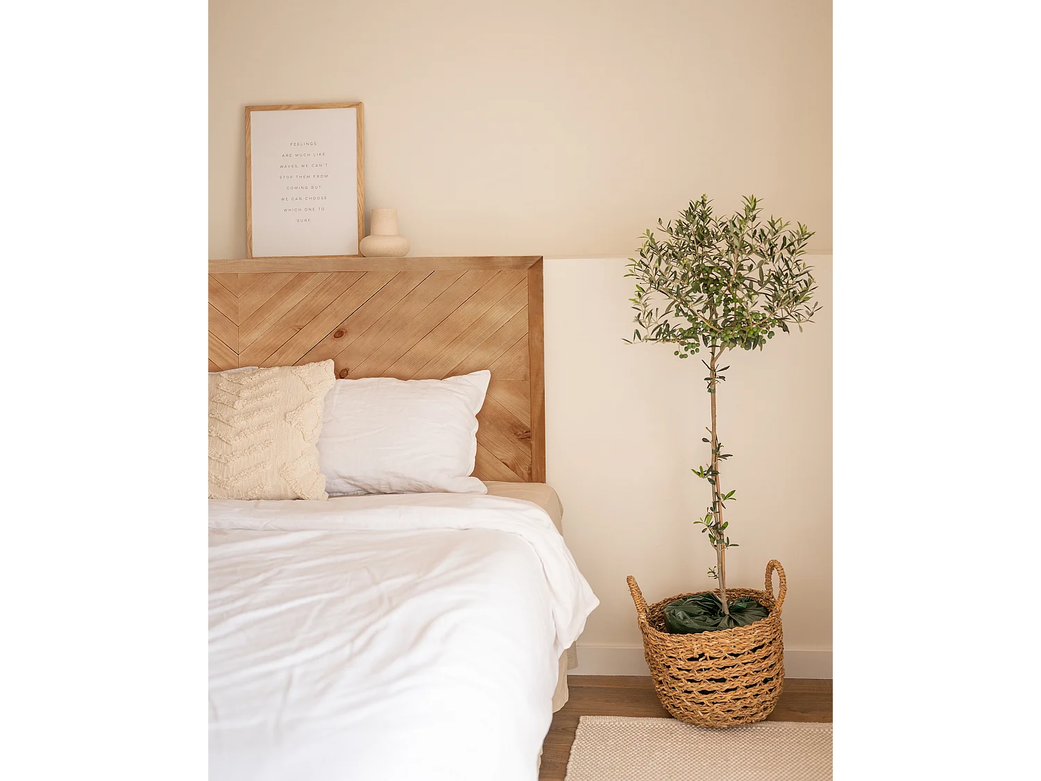 Cabecero de cama de madera maciza estilo étnico en tono roble oscuro de 80x165cm - VILLA - DECOWOOD