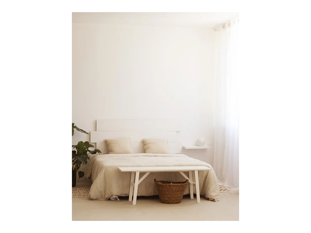 Cabecero de cama de madera maciza en tono blanco de 200x80cm - FLANDES - DECOWOOD