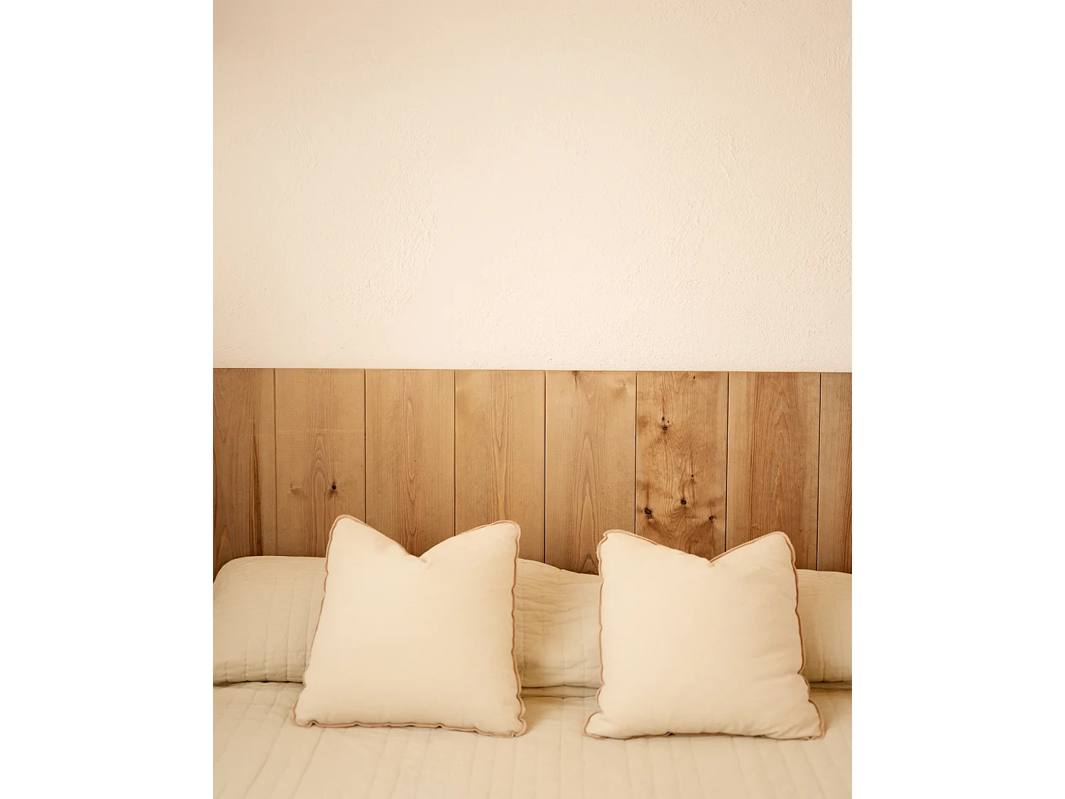 Tête de lit en bois de pin vieilli 180x80cm - FLANDES - DECOWOOD