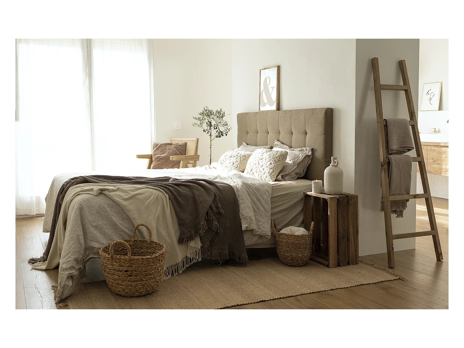 Testiera rivestita in poliestere con pieghe in tono marrone 180x80cm - ALAN - DECOWOOD