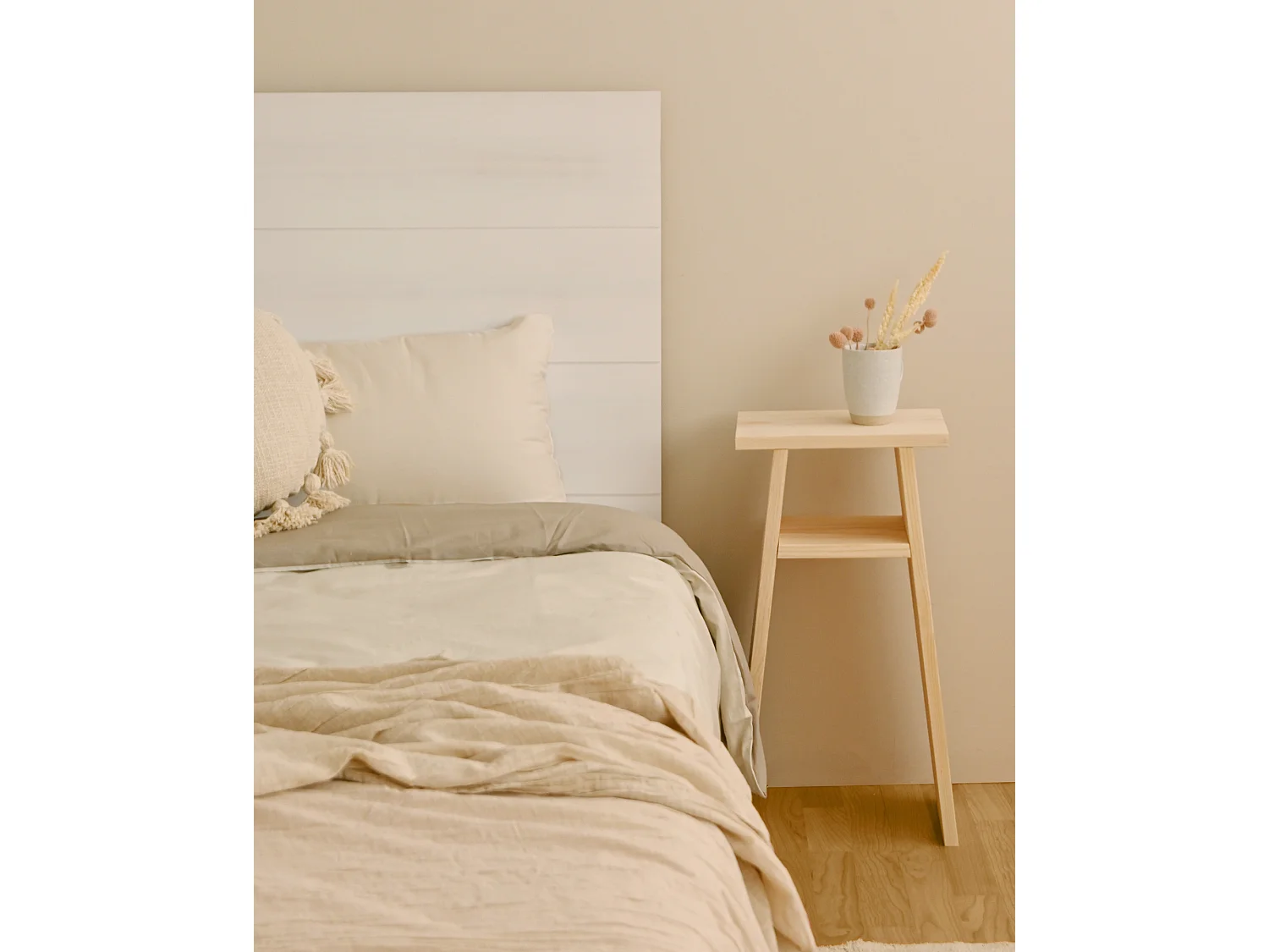 Tête de lit en bois de pin couleur blanche décapé 200x80cm - RADIATA  - DECOWOOD