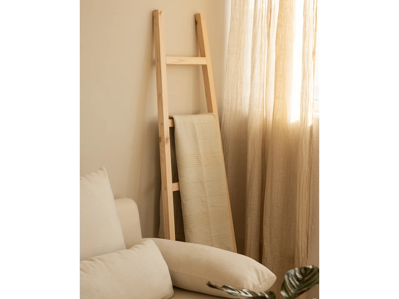 Scala decorativa in legno massello in tono naturale 50x150cm - HERM - DECOWOOD