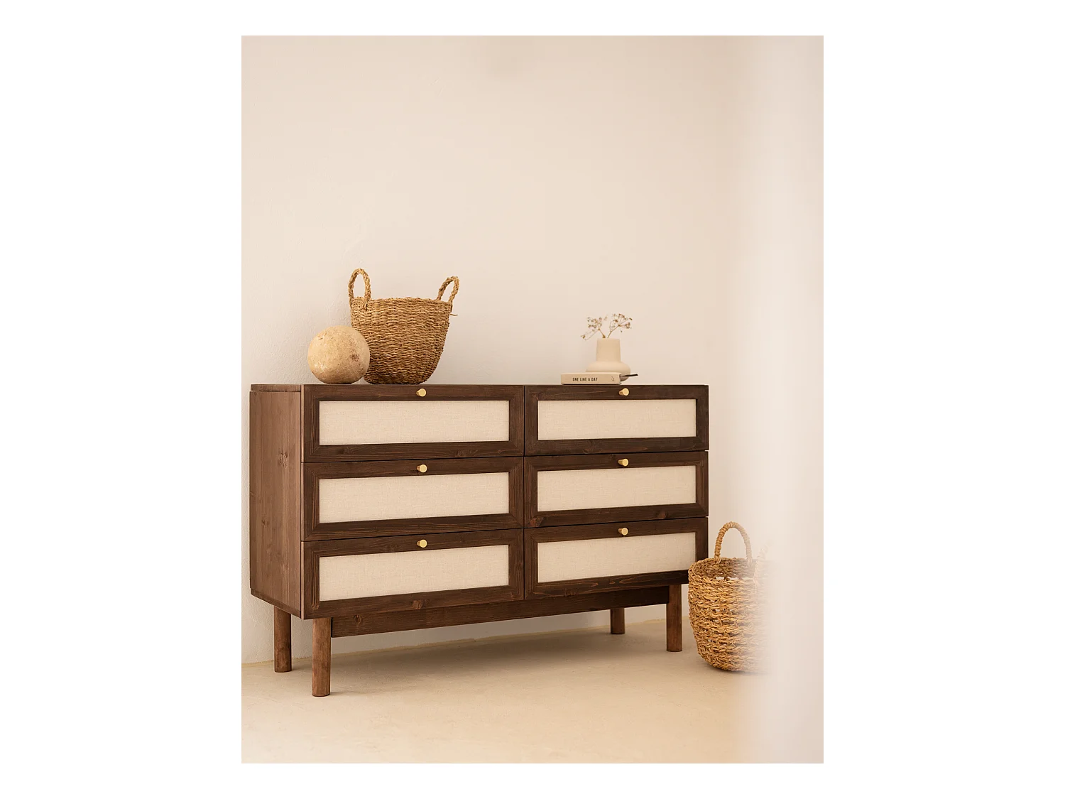 Commode en bois de sapin et lin à six tiroirs marron 76x120cm - LINEN - DECOWOOD