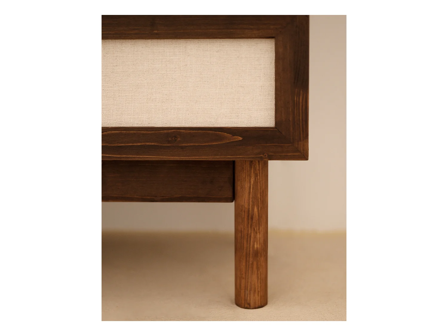 Commode en bois de sapin et lin à six tiroirs marron 76x120cm - LINEN - DECOWOOD