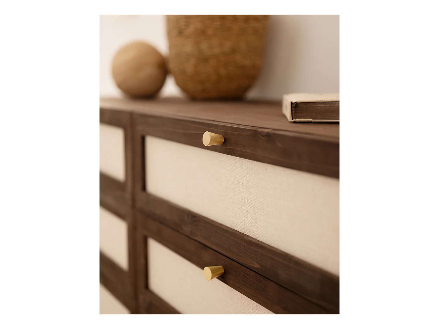Commode en bois de sapin et lin à six tiroirs marron 76x120cm - LINEN - DECOWOOD