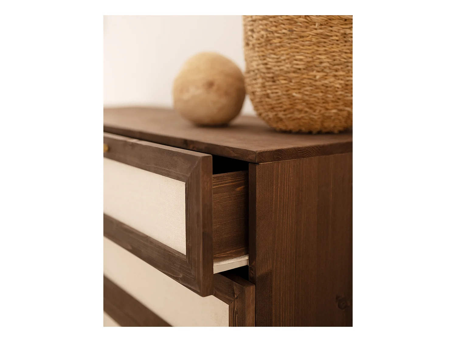 Commode en bois de sapin et lin à six tiroirs marron 76x120cm - LINEN - DECOWOOD