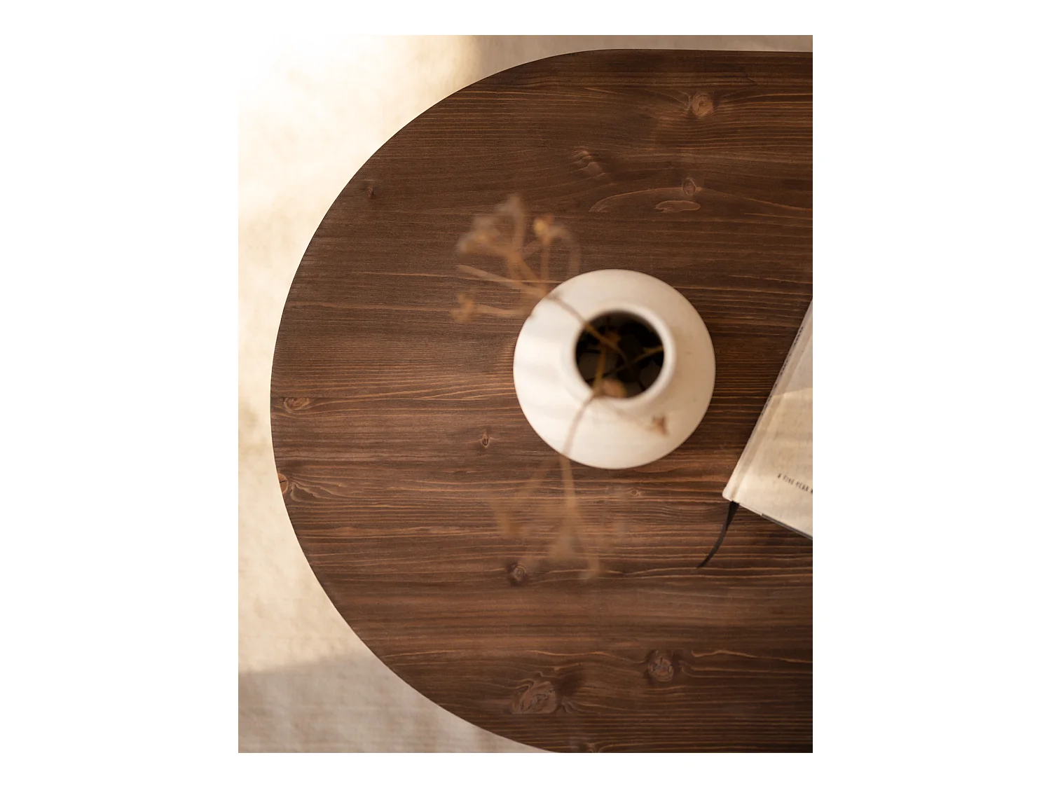 Tavolo basso ovale in legno massello in tono noce 120x40cm - TOKYO - DECOWOOD