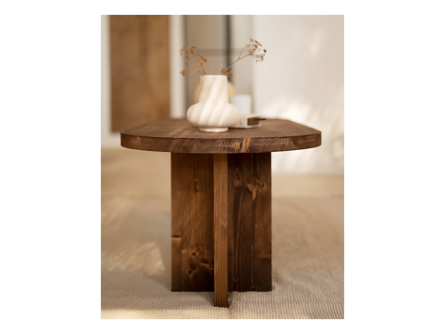 Tavolo basso ovale in legno massello in tono noce 120x40cm - TOKYO - DECOWOOD