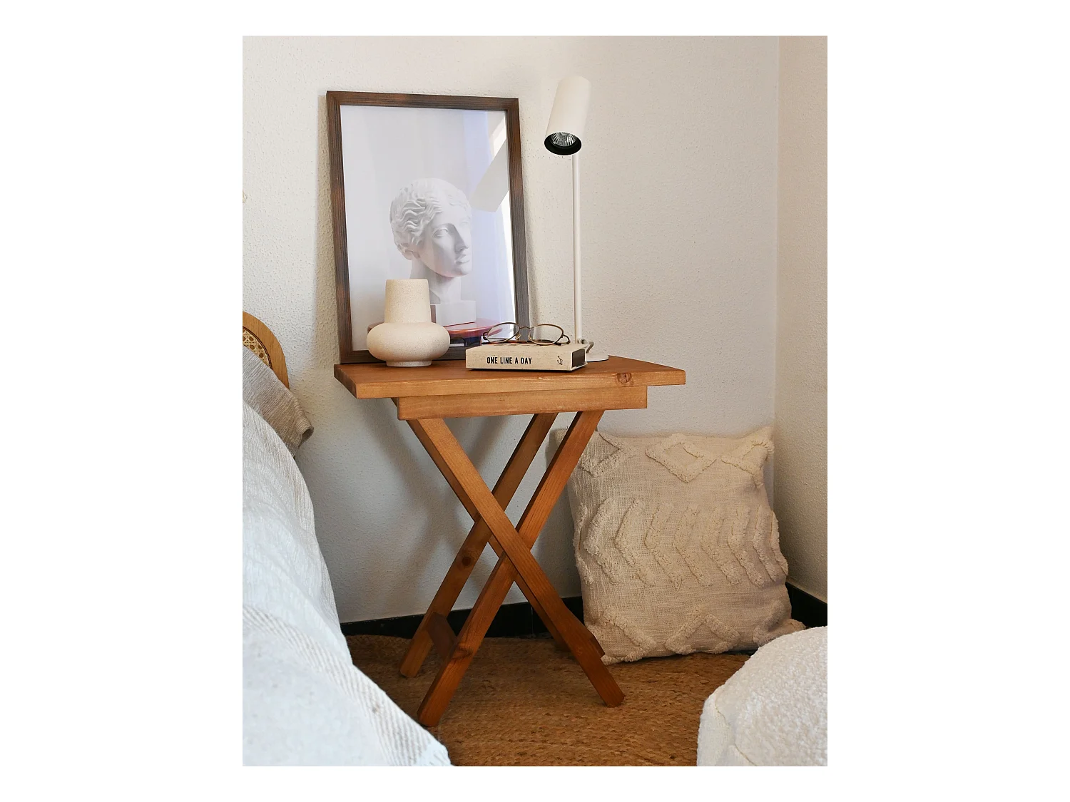 Mesita de madera maciza plegable en tono roble oscuro de 48,5x53cm - MAIA - DECOWOOD