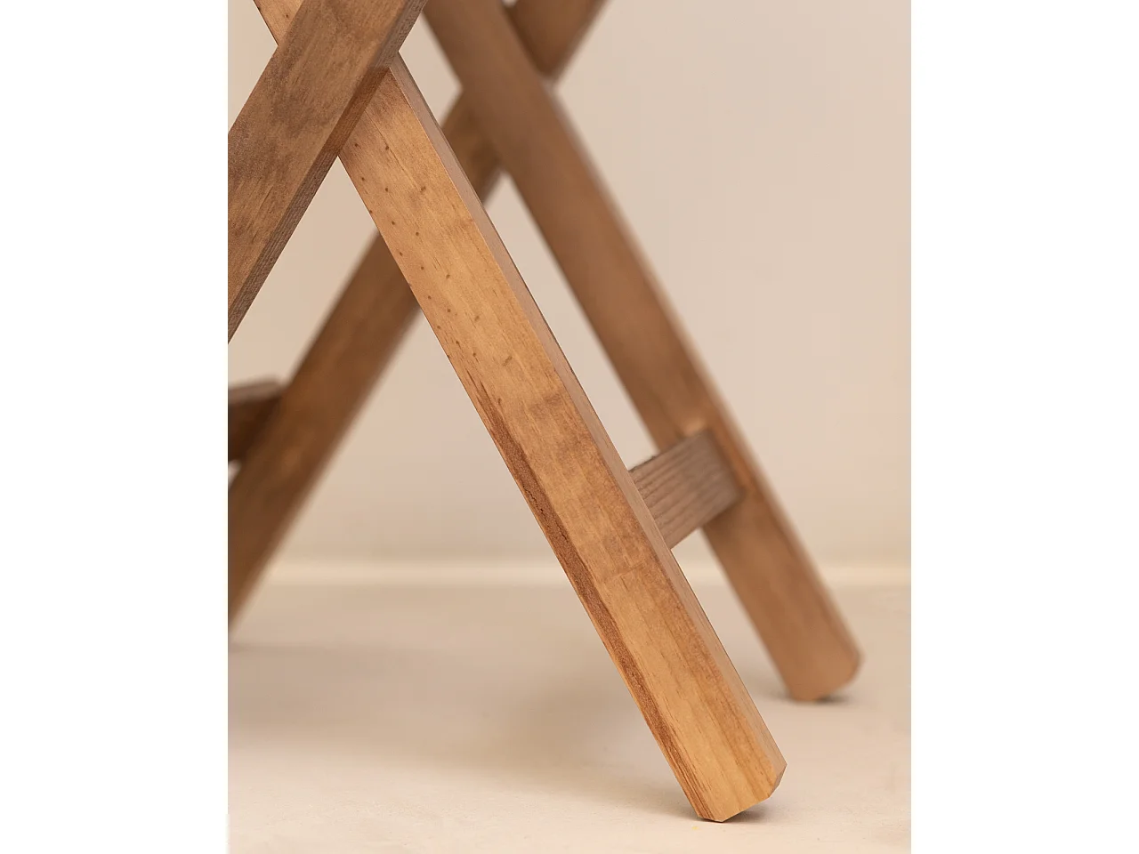 Table basse pliante en bois de pin vieilli 48,5x53cm