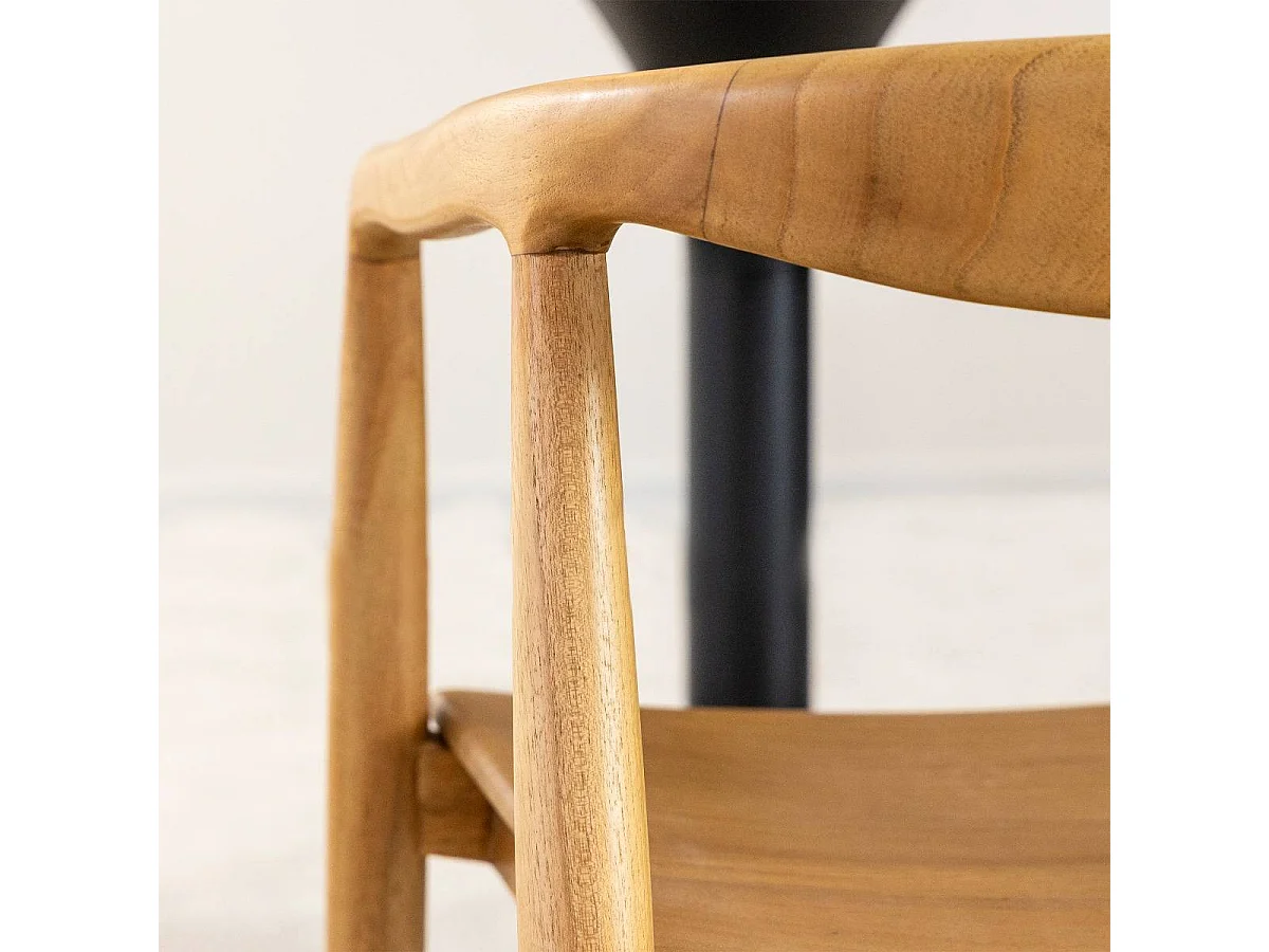 Lote de 2 sillas de madera de teca June para una gran mesa