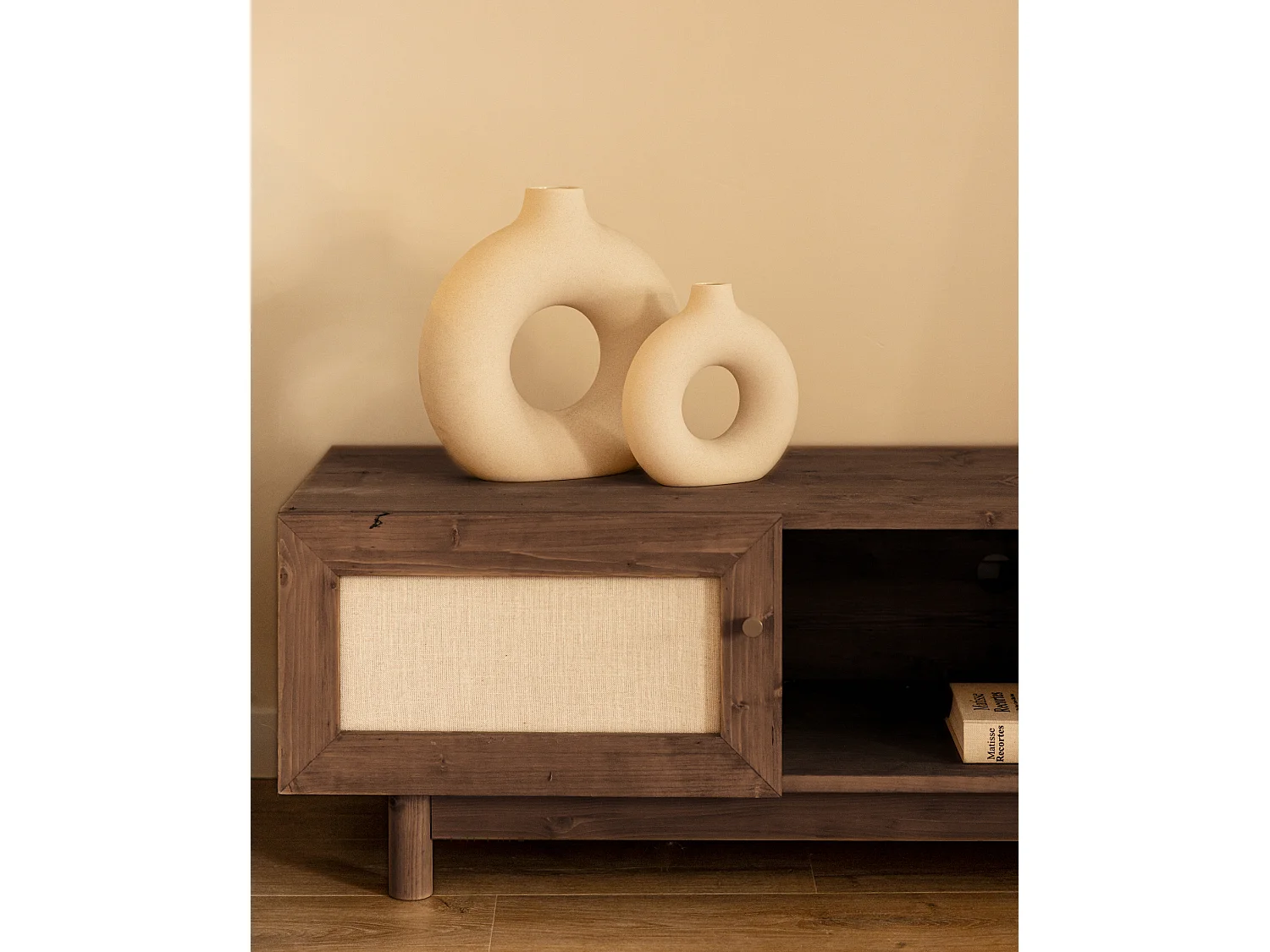 Meuble TV en bois de sapin marron 150x40cm - LINEN - DECOWOOD