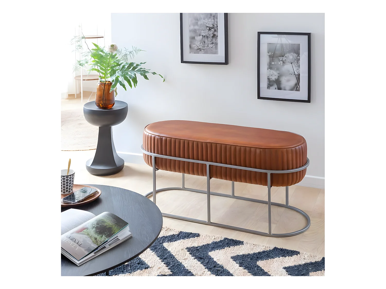 Banco redondeado en cuero Gaby