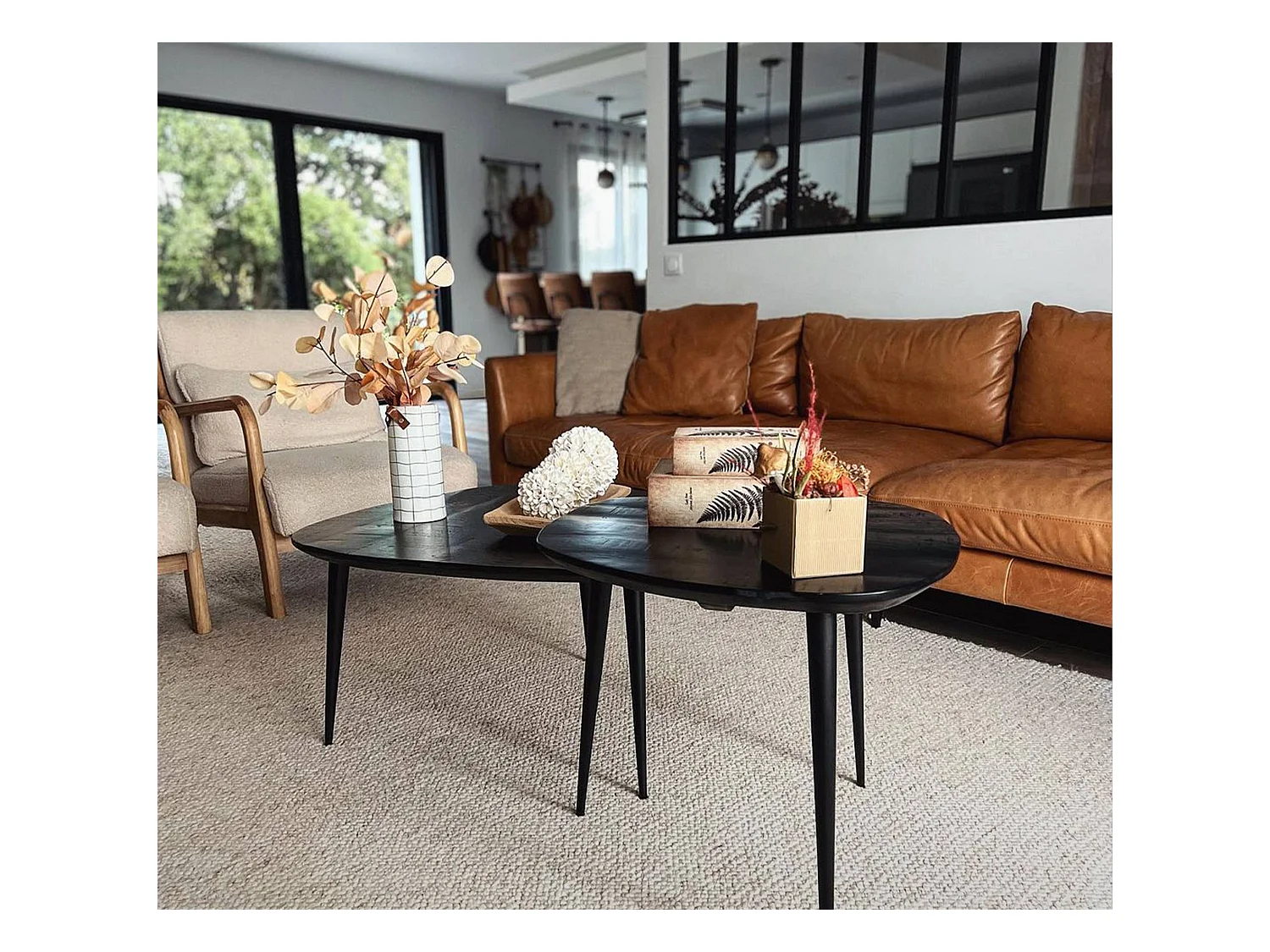 Table basse gigogne en bois de manguier noir Valério