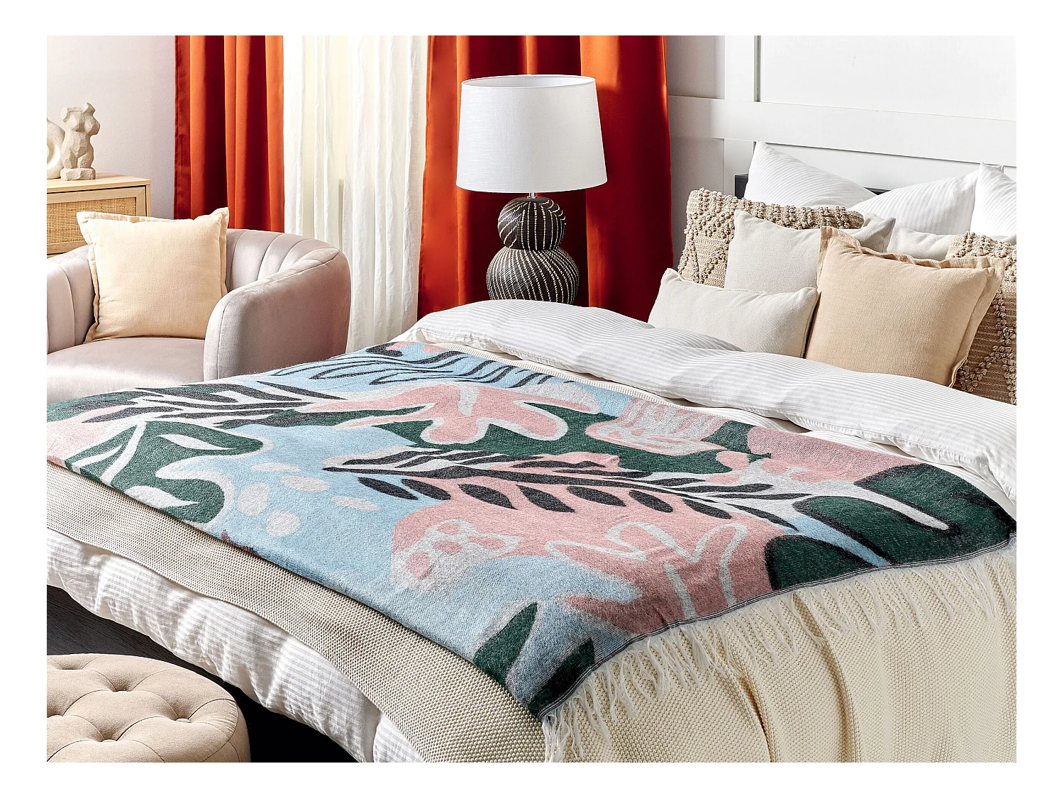 Decke bunt mit floralem Motiv und Fransen 130 x 170 cm Somani