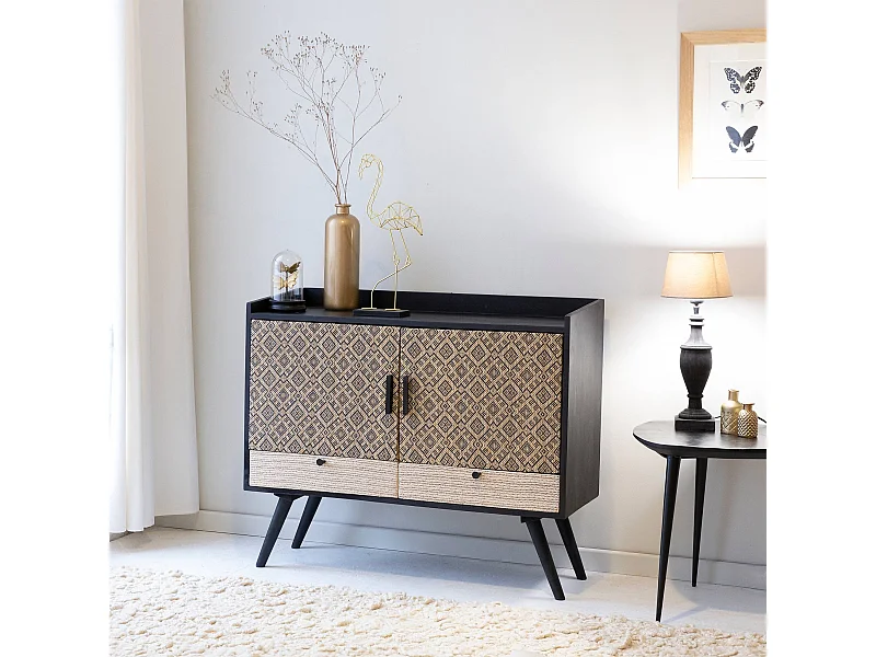 Aparador de madera de mango Capri tejido a mano en negro