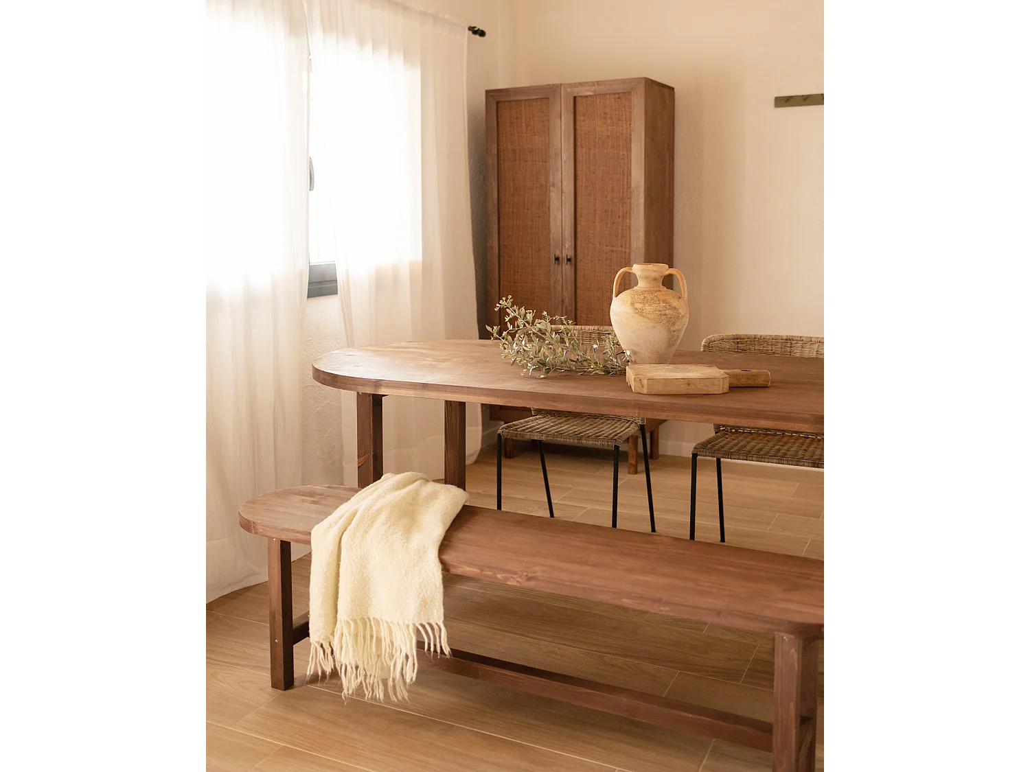 Table de salle à manger en bois de sapin marron 160x75cm - OLIVIA - DECOWOOD