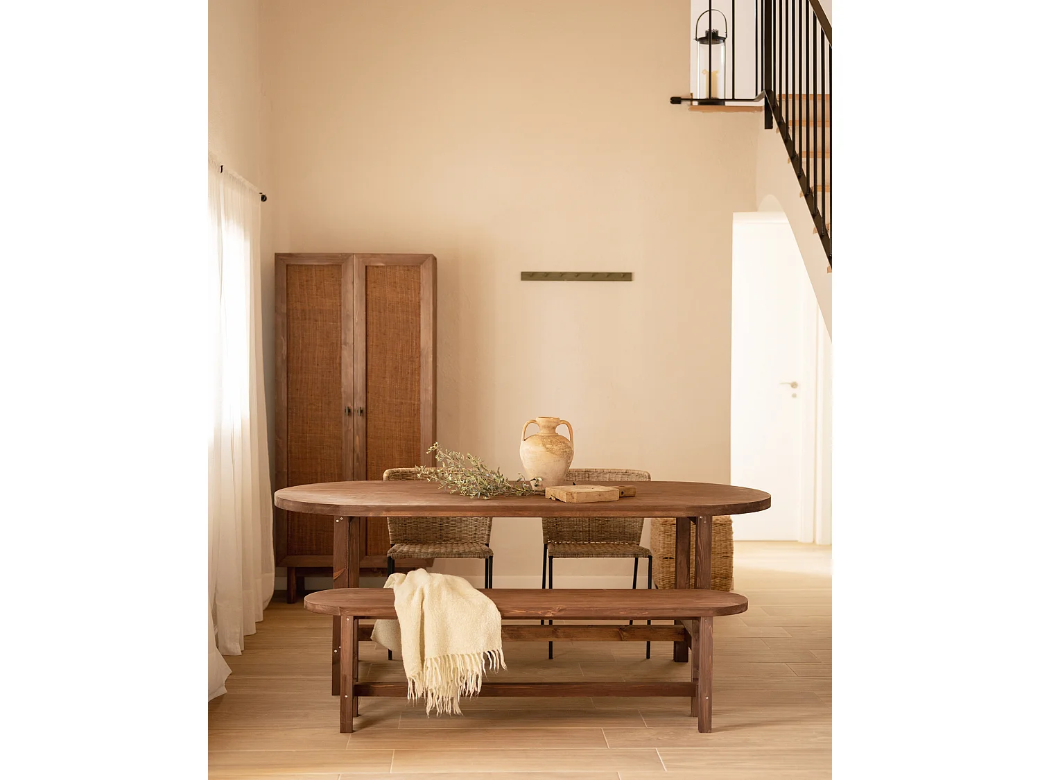 Table de salle à manger en bois de sapin marron 160x75cm - OLIVIA - DECOWOOD