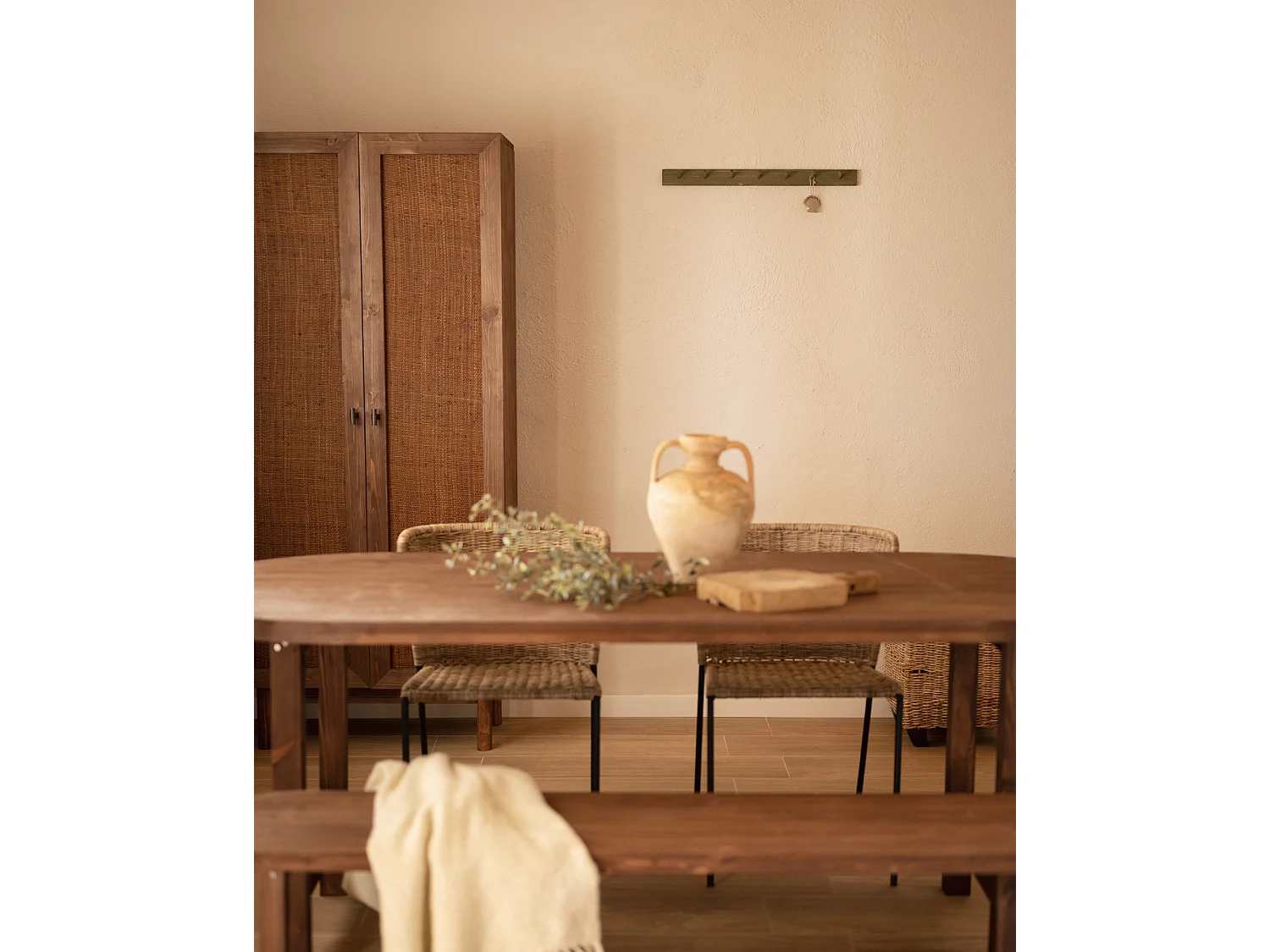 Table de salle à manger en bois de sapin marron 160x75cm - OLIVIA - DECOWOOD