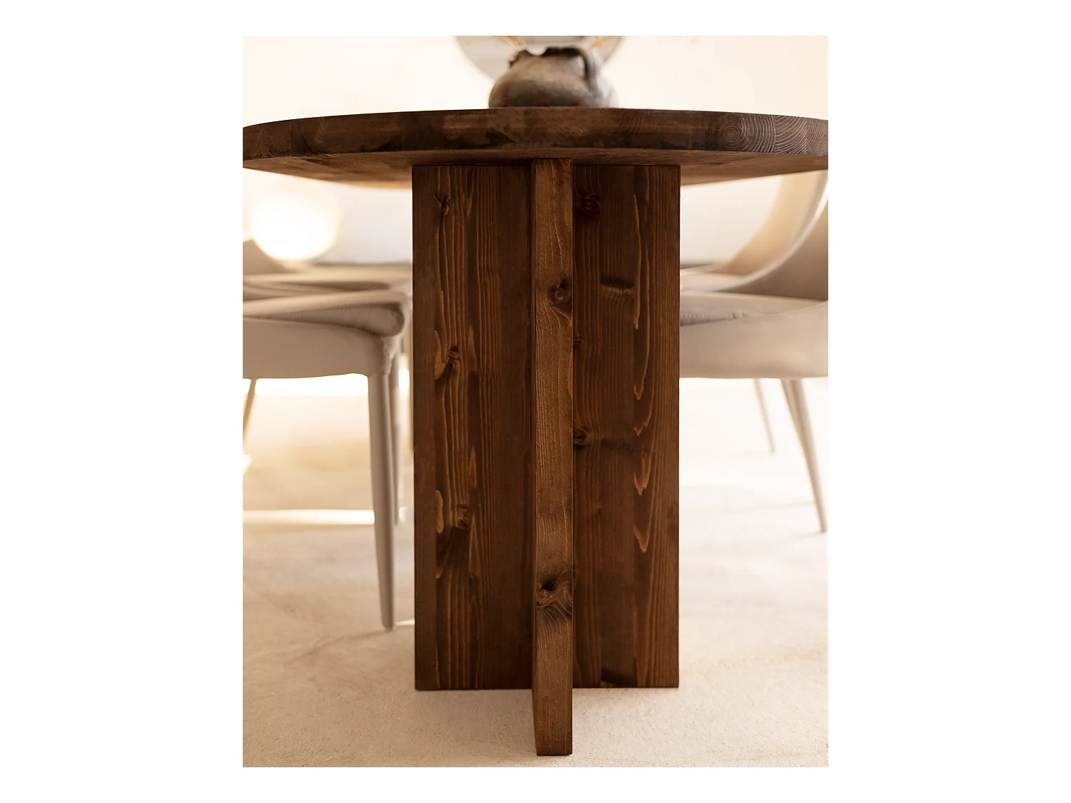 Mesa de comedor de madera maciza de abeto ovalada Decowood en tono nogal de 200x85cm - TOKYO - DECOWOOD