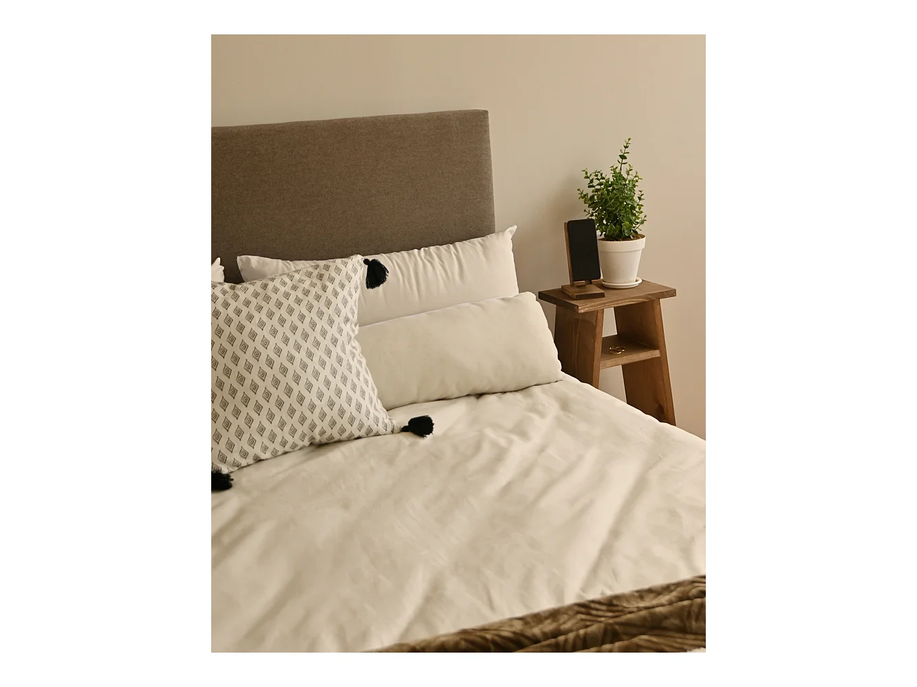 Cabecero de cama tapizado de algodón en color marron de 160x80cm - OLIVIA - DECOWOOD