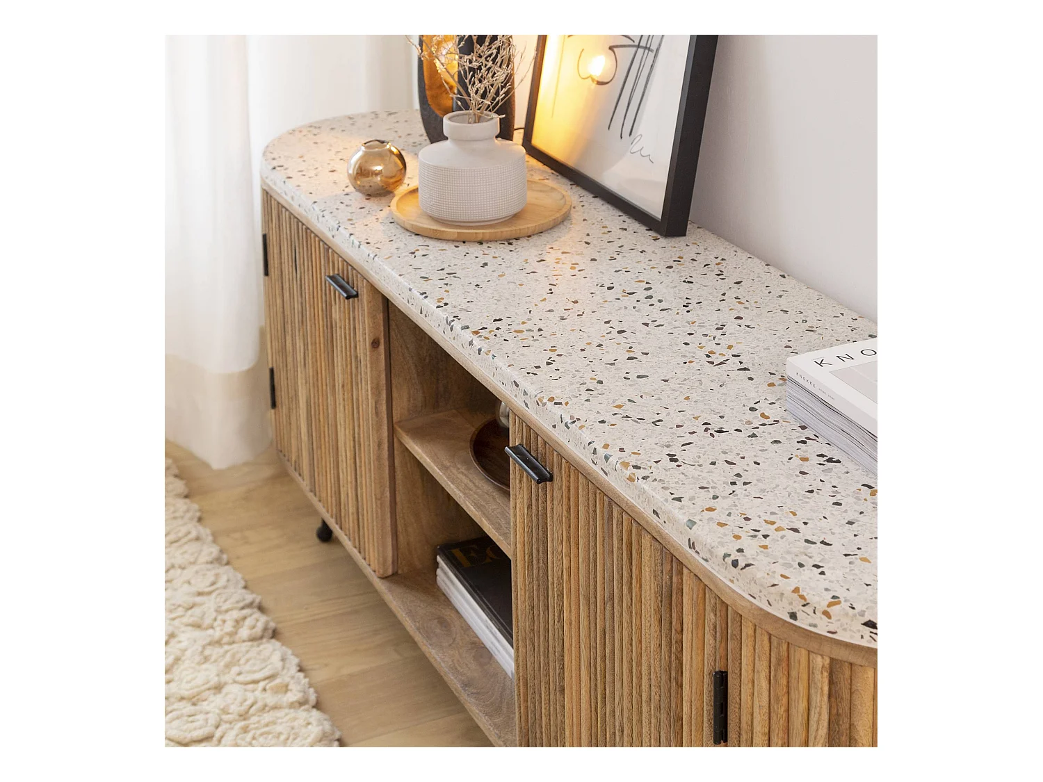 Meuble TV en bois de manguier et terrazzo Ambrine
