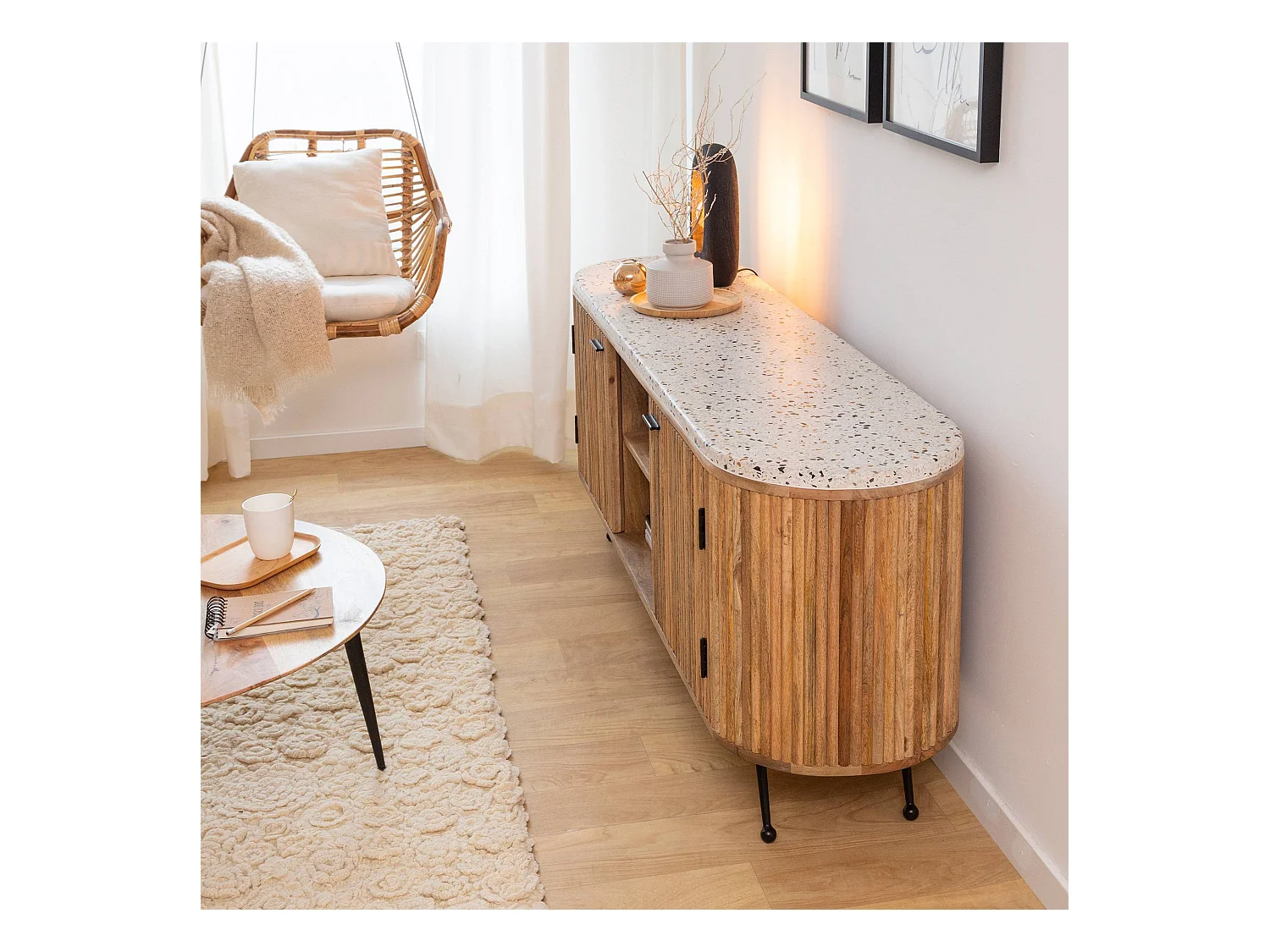 Meuble TV en bois de manguier et terrazzo Ambrine