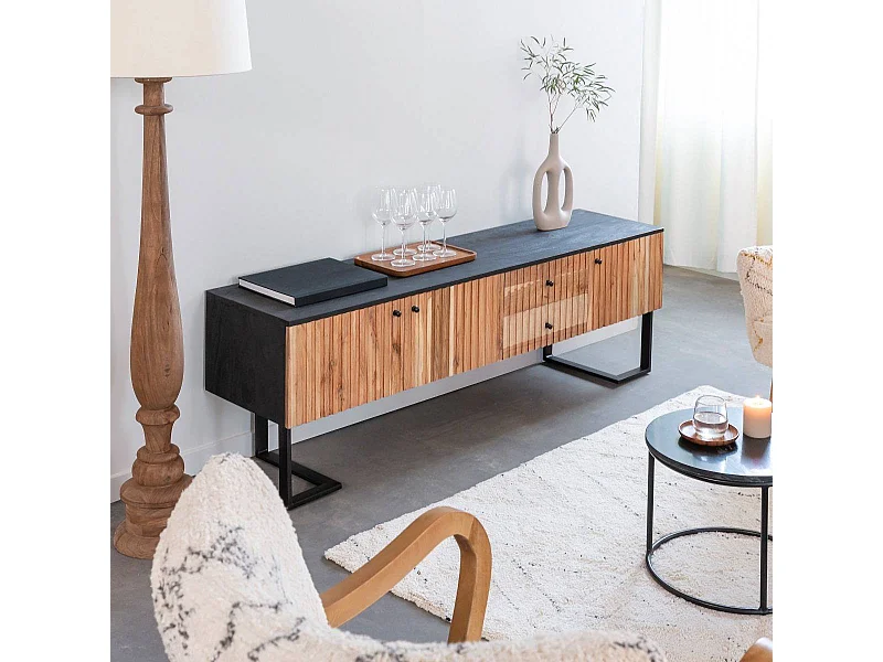 Mueble de TV de madera de acacia y metal Pippa con almacenamiento, diseño industrial