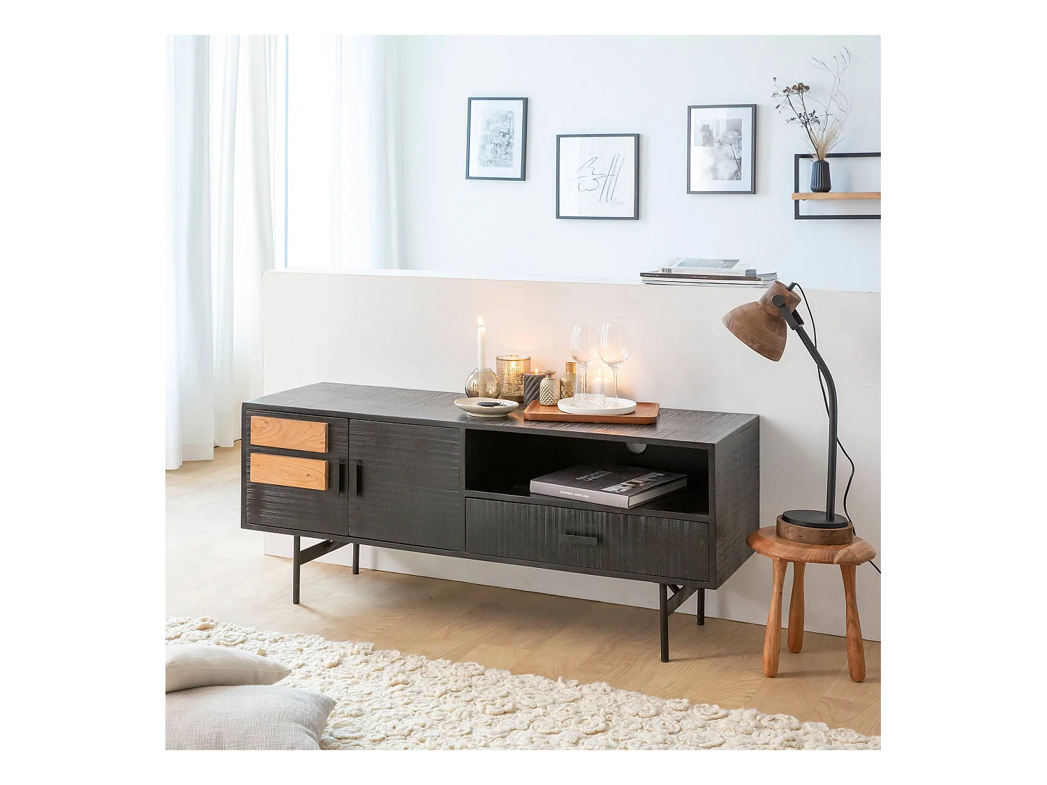 Meuble TV en bois d'acacia Lupin